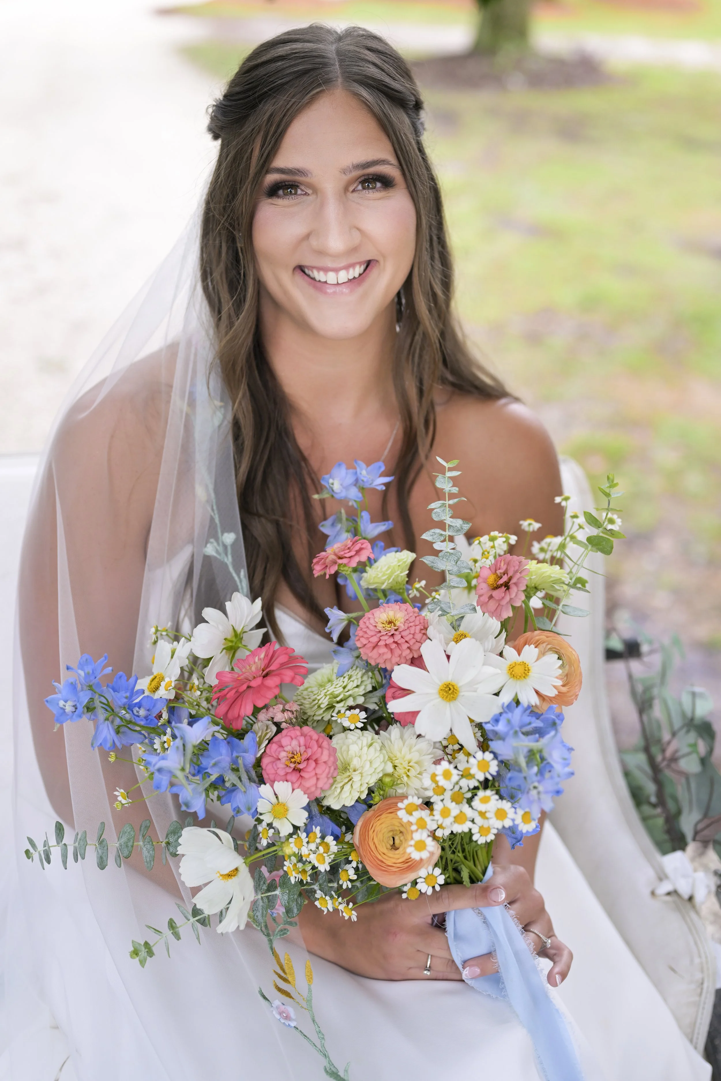 Peachy Keene Wedding Florals | Jeff and Mollie Photography | Red Gate Farms | Wildflower Wedding Bouquet | Savannah, GA