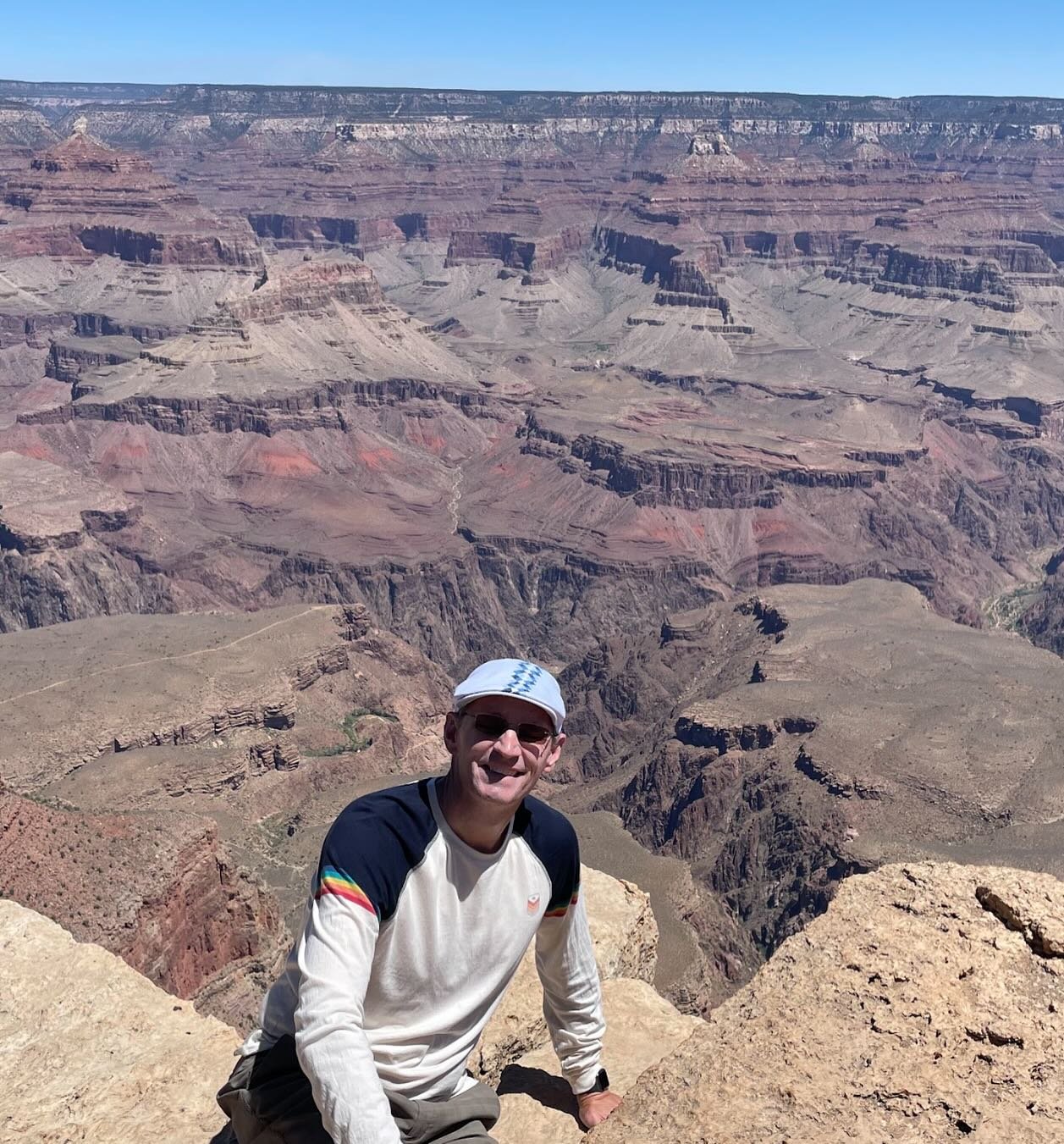 Throwback to last summer&rsquo;s visit to the Grand Canyon (and the dizzying views)!