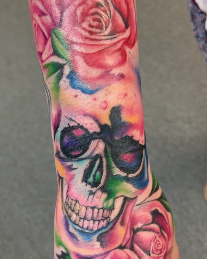 Realized I never posted this one to my IG, I absolutely love watercolor and this is the pinnacle of my style thanks for looking!also it&rsquo;s a coverup! #watercolor #watercolortattoo #tattoo #tattoos #colortattoo #colortattoos #whimsy #skulltattoo 
