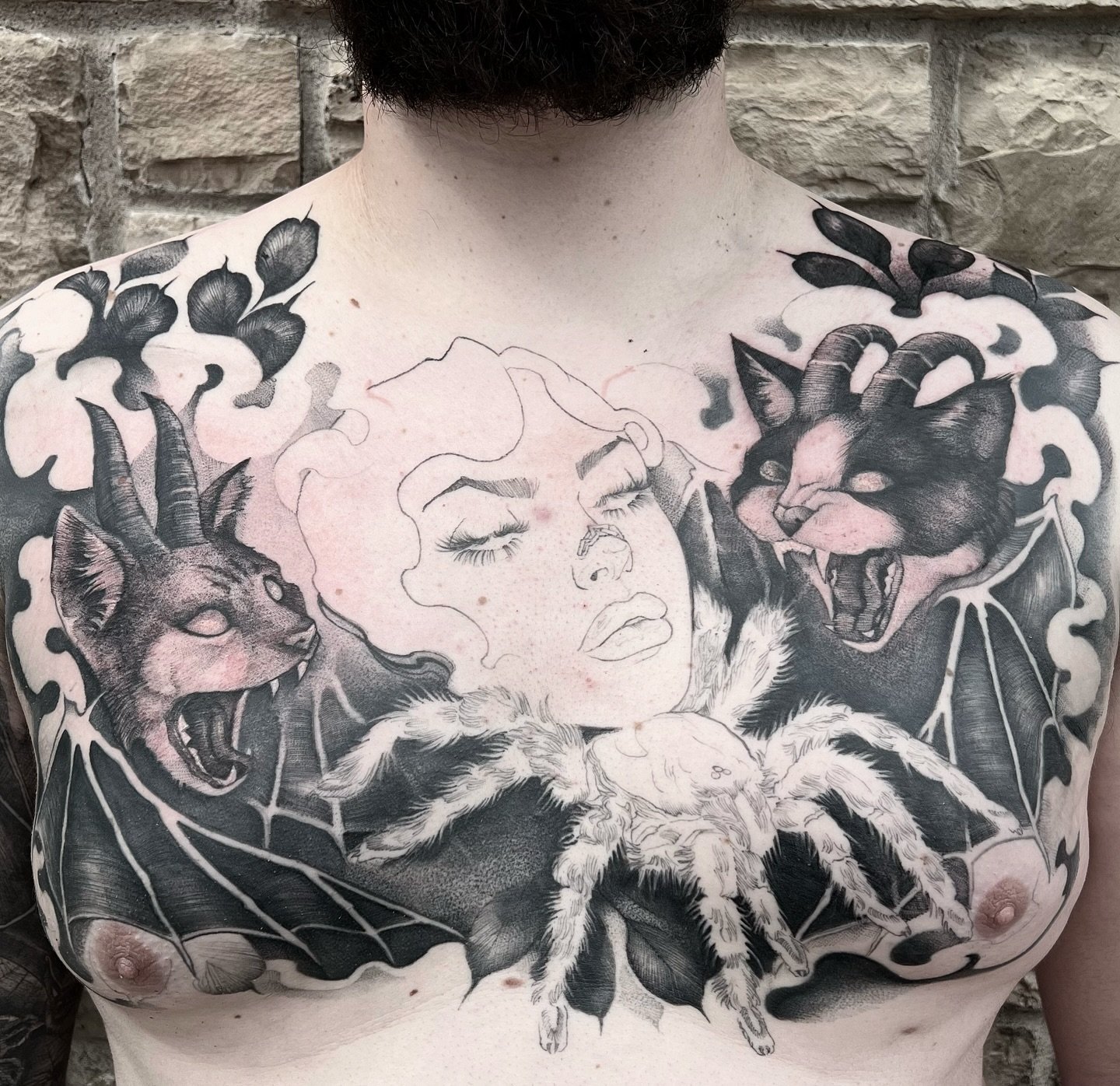 This chest piece is coming to life 🕷️✨ Partly healed, part fresh. Lots of fun projects in progress 🖤 
✖️ Done at @sharktooth_tattoo ✖️
.
.
.
.
@goodguysupply 
@pantheraink 
@recoveryaftercare 
@hivecups 
.
.
.
.
.
#mntattooartist #mntattooers #WIP 