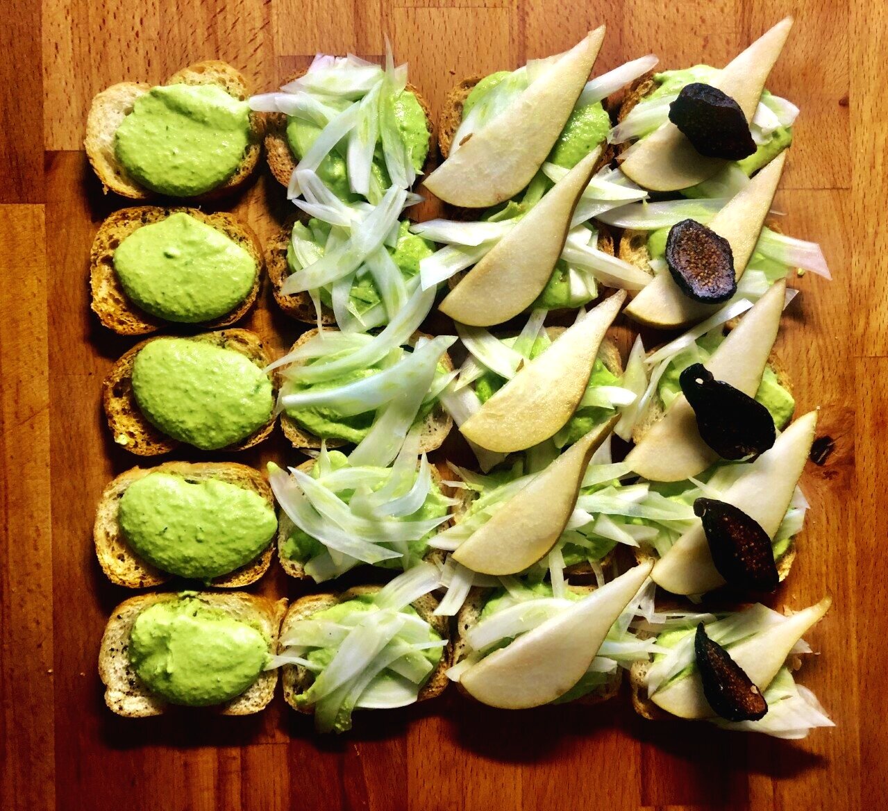 Vegan Pear & Fig Bruschetta