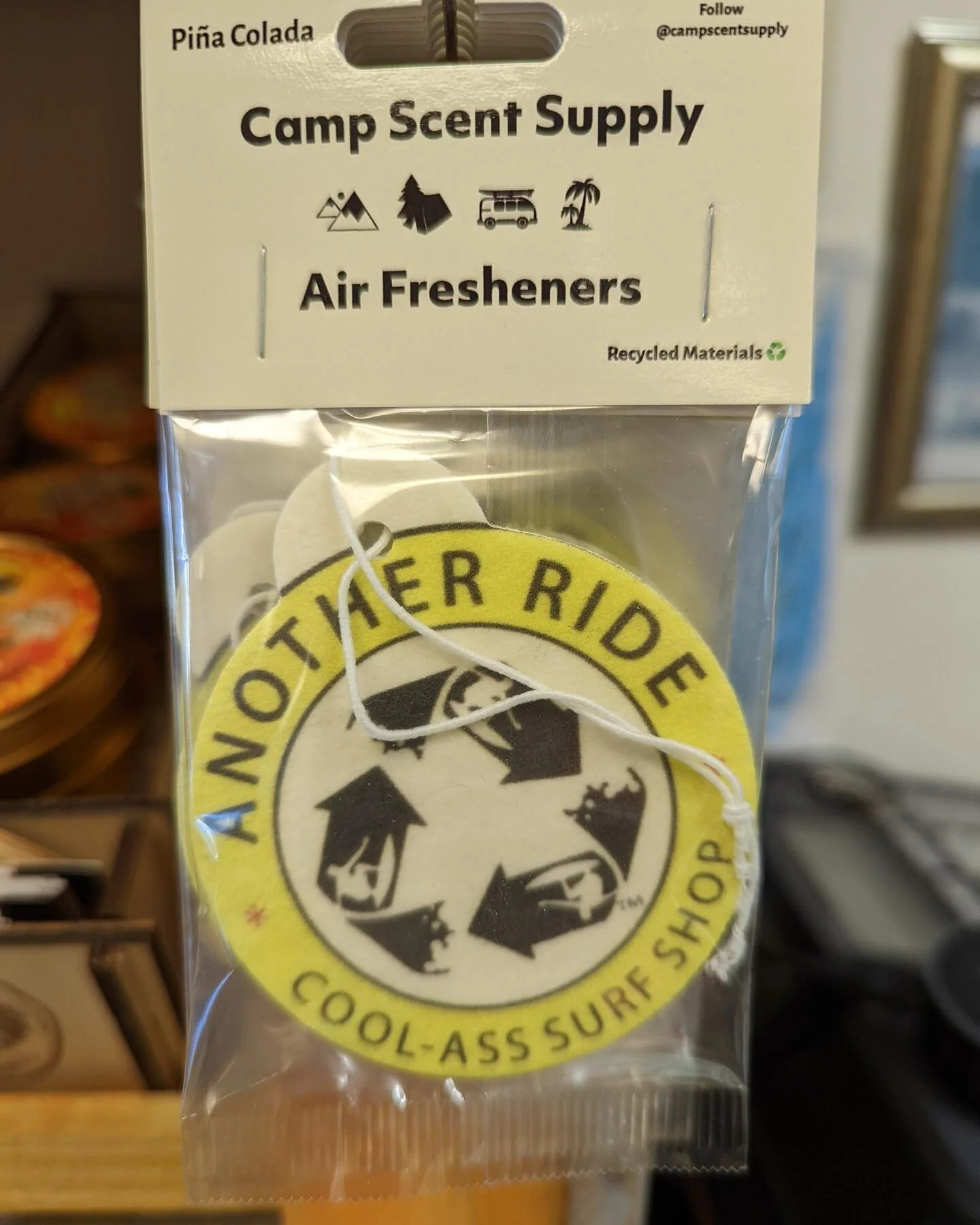 Custom air fresheners we did for @anotherridesurfshop 🤙🏻🏄🏻&zwj;♂️

For custom orders, reach out through DM or email in bio! ✌🏼

#airfresheners #anotherride #surfshop #custom #localbusiness