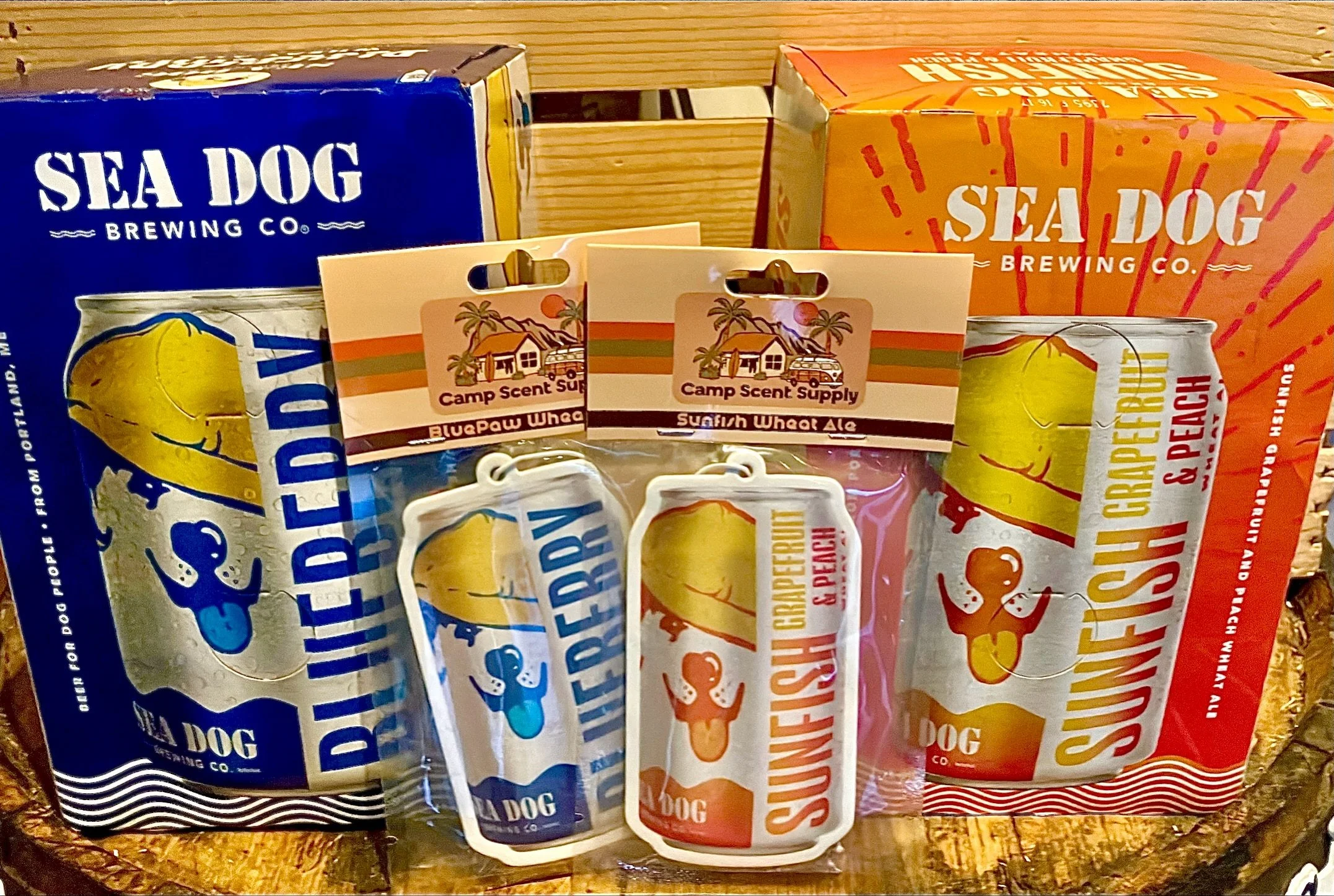 Excited to share this collab with @seadogbrewing 🍻

Custom air fresheners to match their Blueberry Wheat Ale &amp; Sunfish Grapefruit Peach Wheat Ale cans. Always fun bringing brewery branding to life through custom scents + designs 🌊🙌🏼

#craftbe