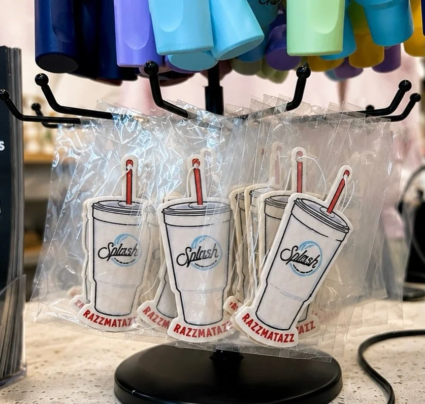 Freshly made for @splashdrinksandtreats , part of @fabfreddys 🚗🍹

#carwash #carwashindustry #carwashmarketing #customairfresheners #branding