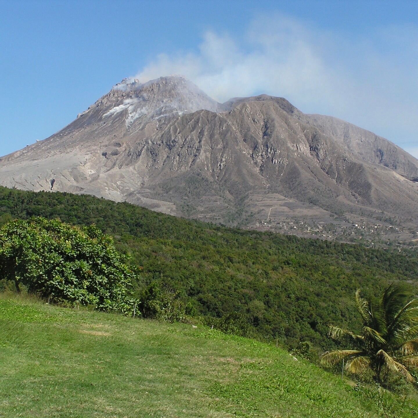 ON THIS DAY
On July 18, 1995, the Soufri&egrave;re Hills volcano erupted on Montserrat. The eruption destroyed the capital of the island and even though the town is now abandoned, it is still the legal capital. #OTD