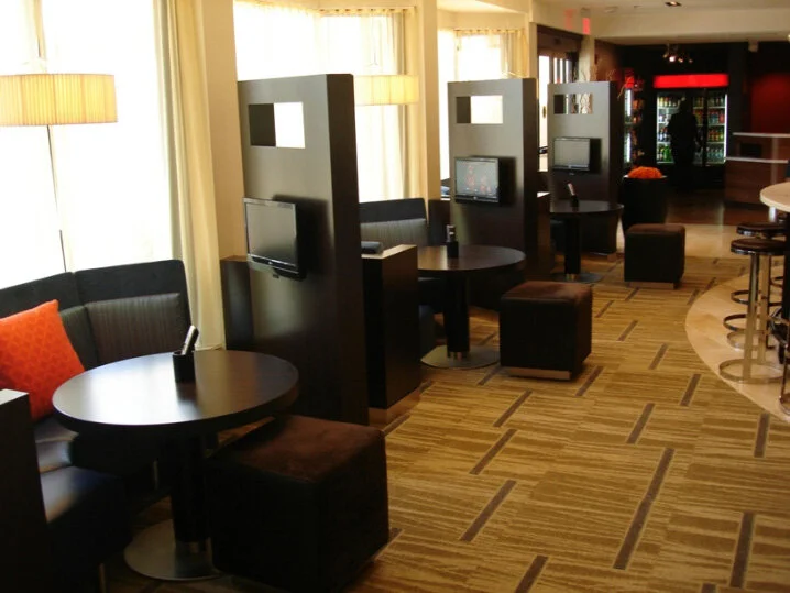 lobby-seating-courtyard-marriott-bwi-baltimore.jpg