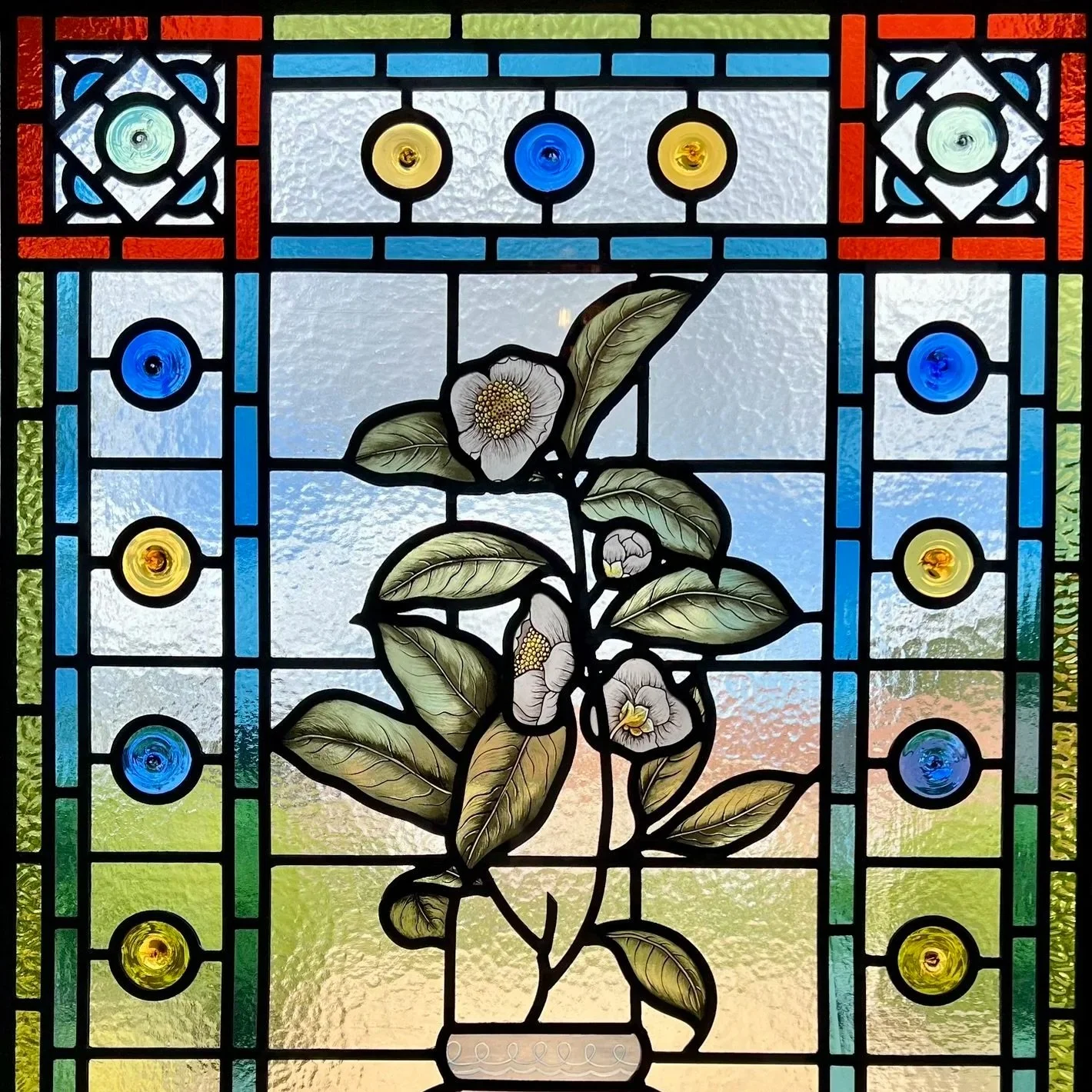 Victorian vase stained glass window with house name