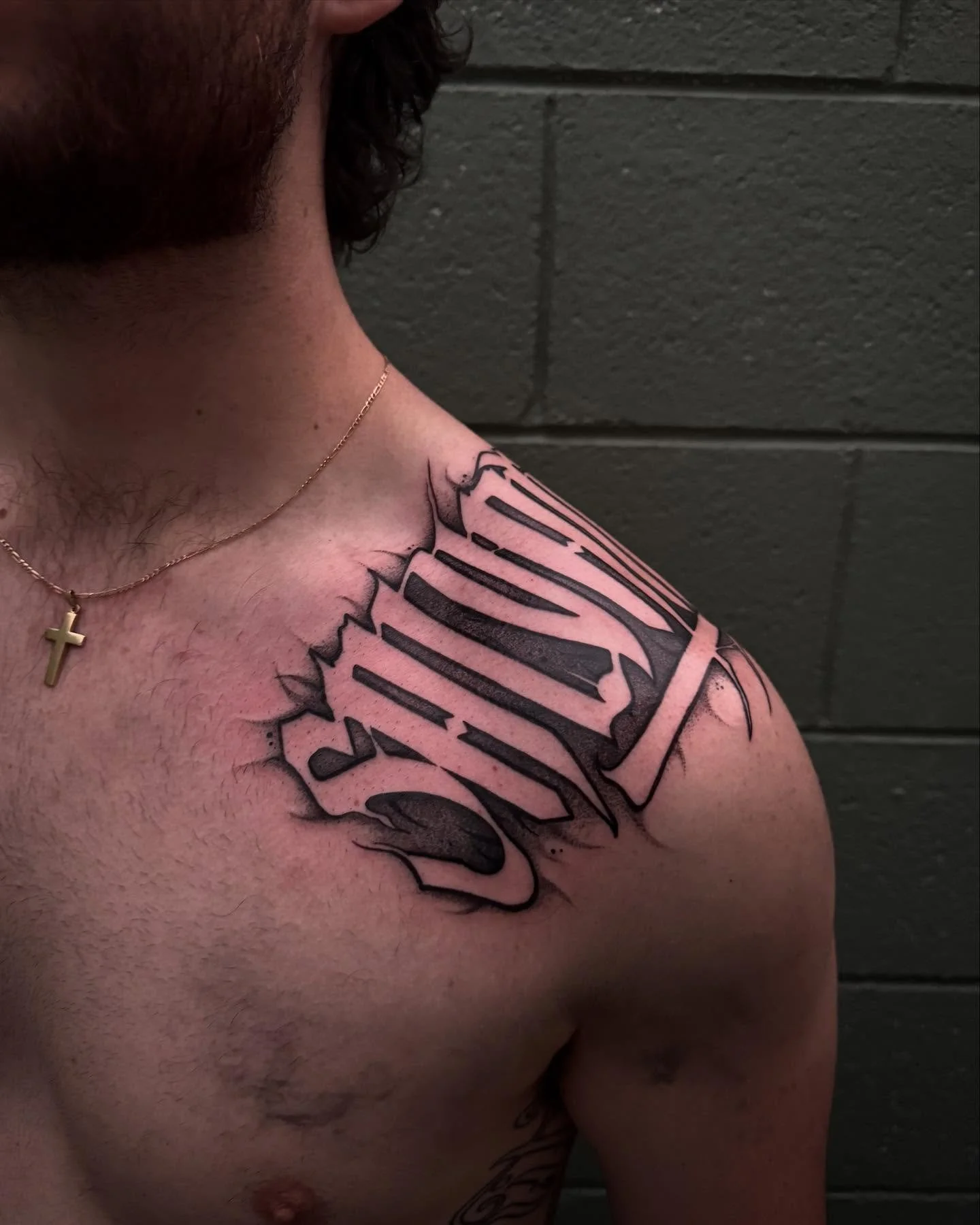 𝔖𝔞𝔩𝔳𝔞𝔱𝔦𝔬𝔫
Would love to do more lettering. DM to book. 🖤