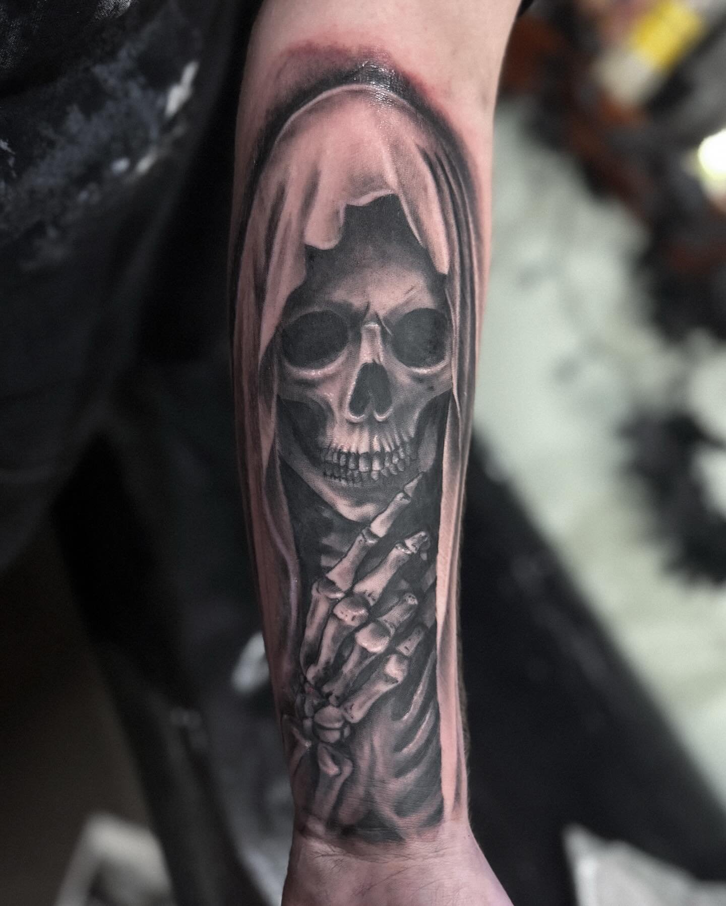 💀

DM to book/enquire.
@inkwizardstattoo 

#adelaide #adl #femaletattooartist #tattoodesign #flash #flashtattoo #tattooartist #adelaidetattoos #adelaidetattoo #realism #realismtattoo #realistictattoo #portrait #portraittattoo #blackandgrey #greywash