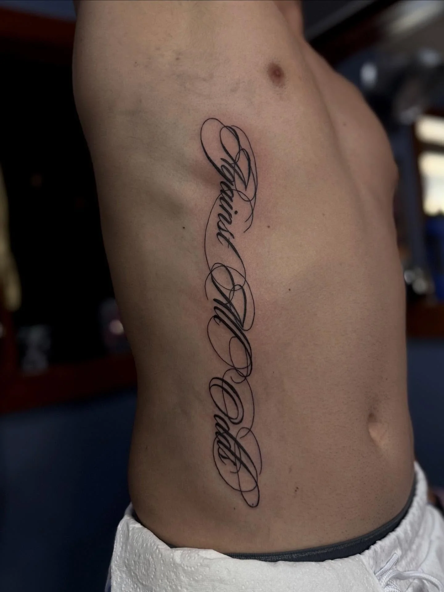 Some recent blackwork pieces!

@inkwizardstattoo 
DM to book/enquire. 

#blackwork #blackworktattoo #femaletattooartists