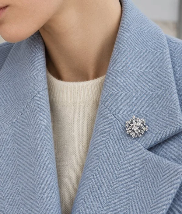 hortensia-18Kgoldboutanierbrooch.jpg