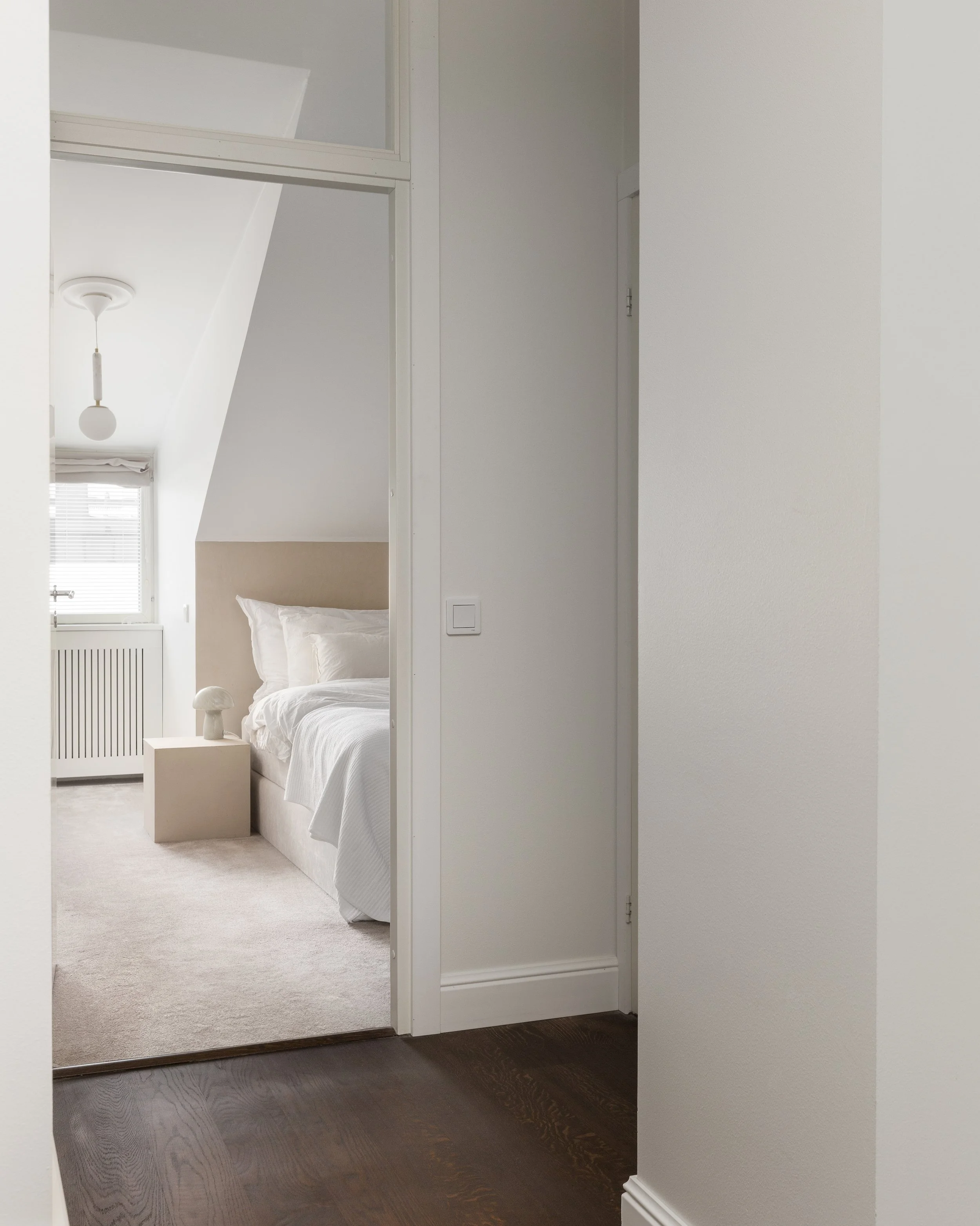 Valokuva kaksiosta, Helsingin Punavuoressa. Laadukas asuntokuvaus pääkaupunkiseudulla ja kehyskunnissa.