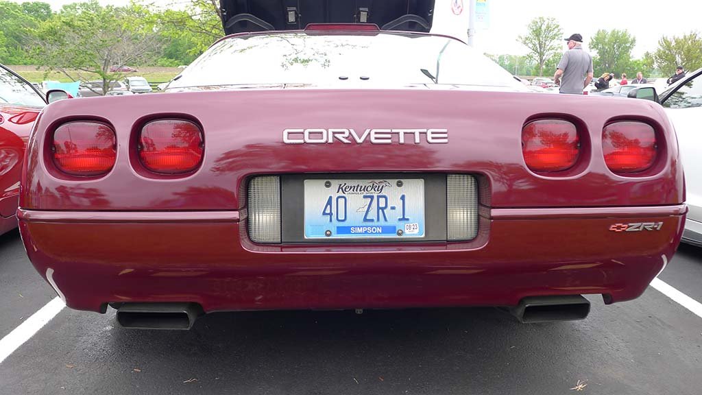 Vanity 40 ZR-1.jpg
