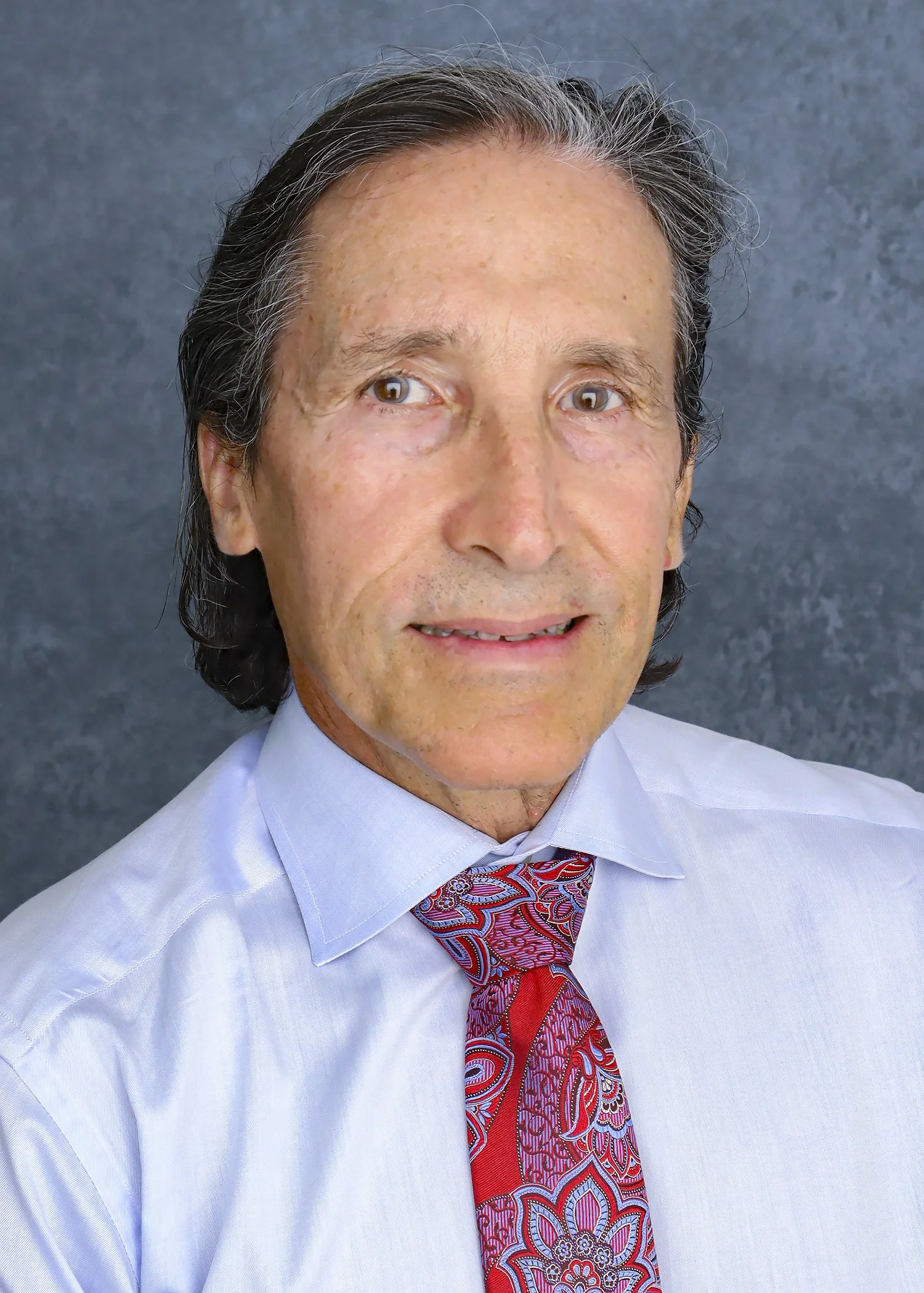 Carlos Guanche, MD