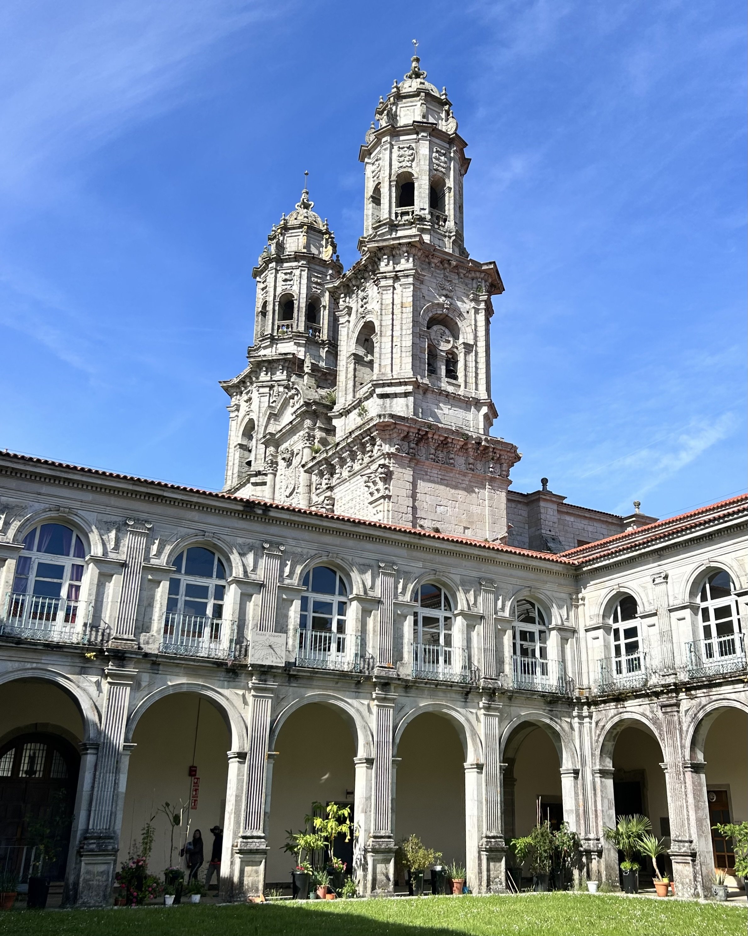 Camino del Norte Day 38: A Lagoa to Sobrados dos Monxes