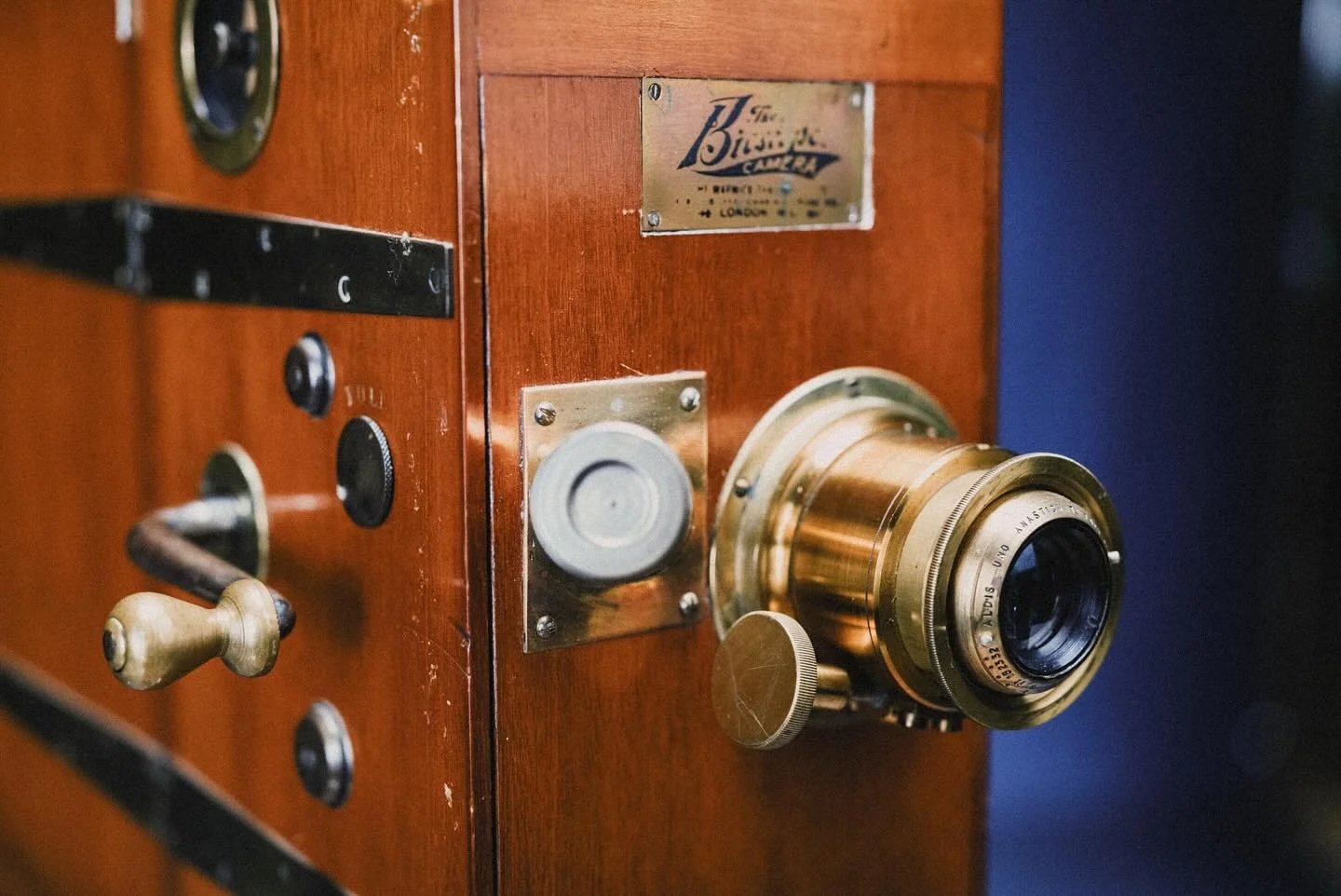 Alfred Darling was one of the most prolific makers from the genesis years of motion pictures. His mark is on many of the best cameras produced in the first years of the 20th century. This Warwick Trading Company Bioscope was one of his finest.