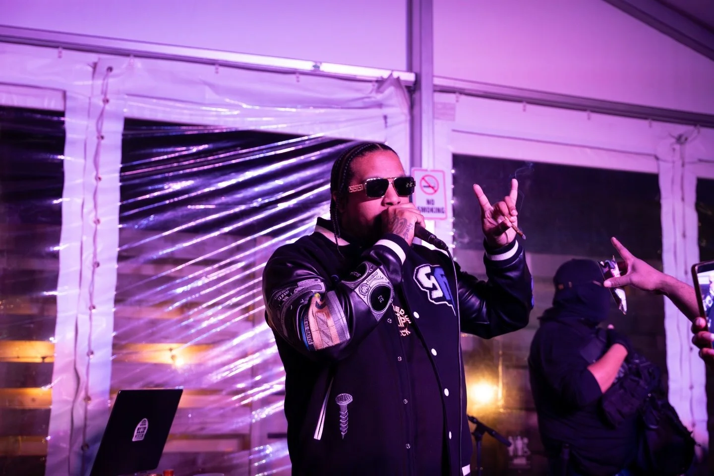 H-Town legend @lilflip713 at the Good Coughee showcase at @sxsw captured by me 📸🙋🏾&zwj;♀️

I loved the song Game Over when I was a kid and I love Houston so much, so you know I had a blast photographing this performance. Lil Flip brought the 🔥🔥h