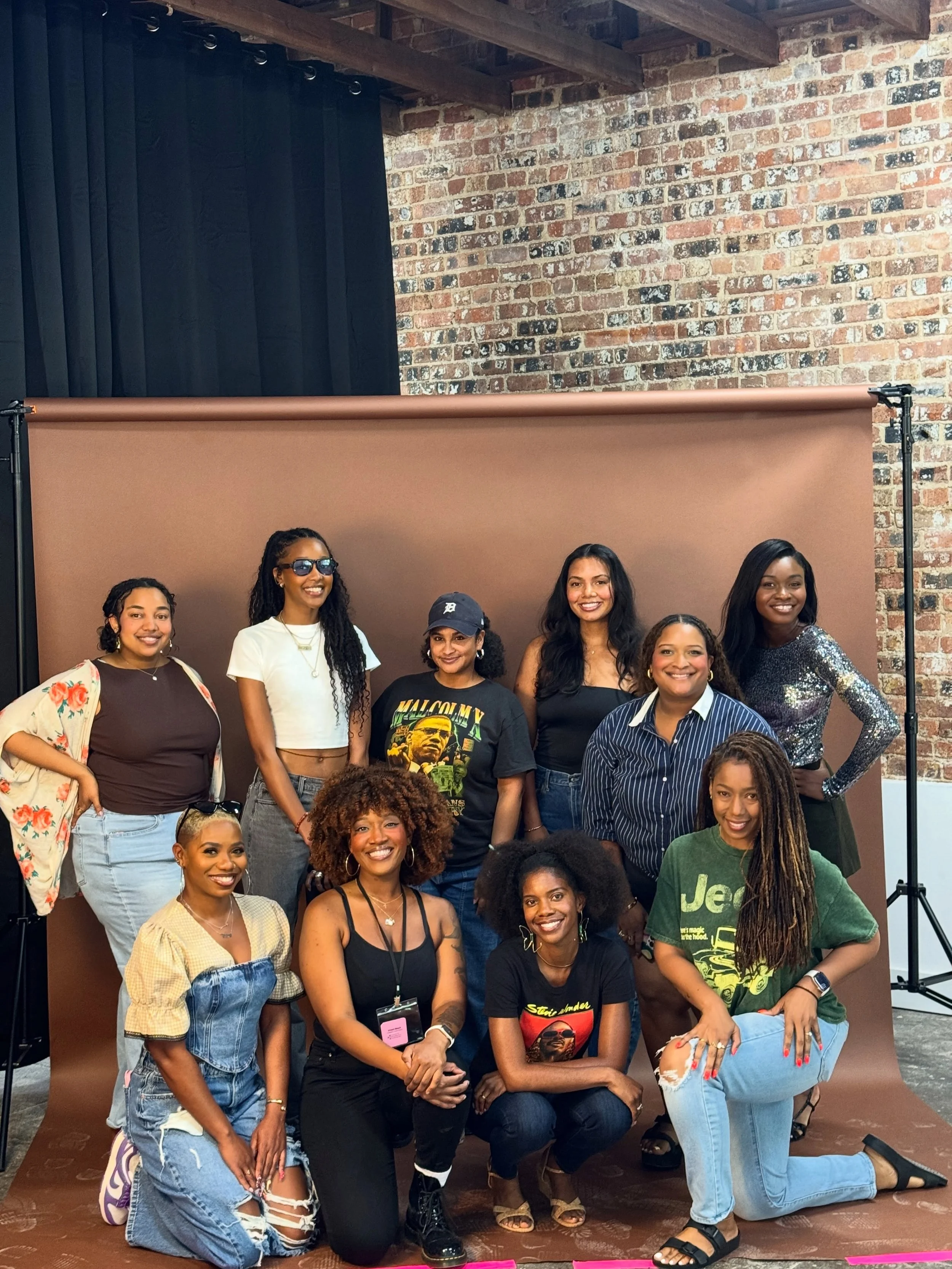 The Black Girls in Art Spaces Meet Up was amazing 🤎

This past Saturday, we hosted @blackgirlsinartspaces at Imani Black Studios for an intimate conversation about my Through My Lens exhibition. 

This exhibition explores my photography journey amon