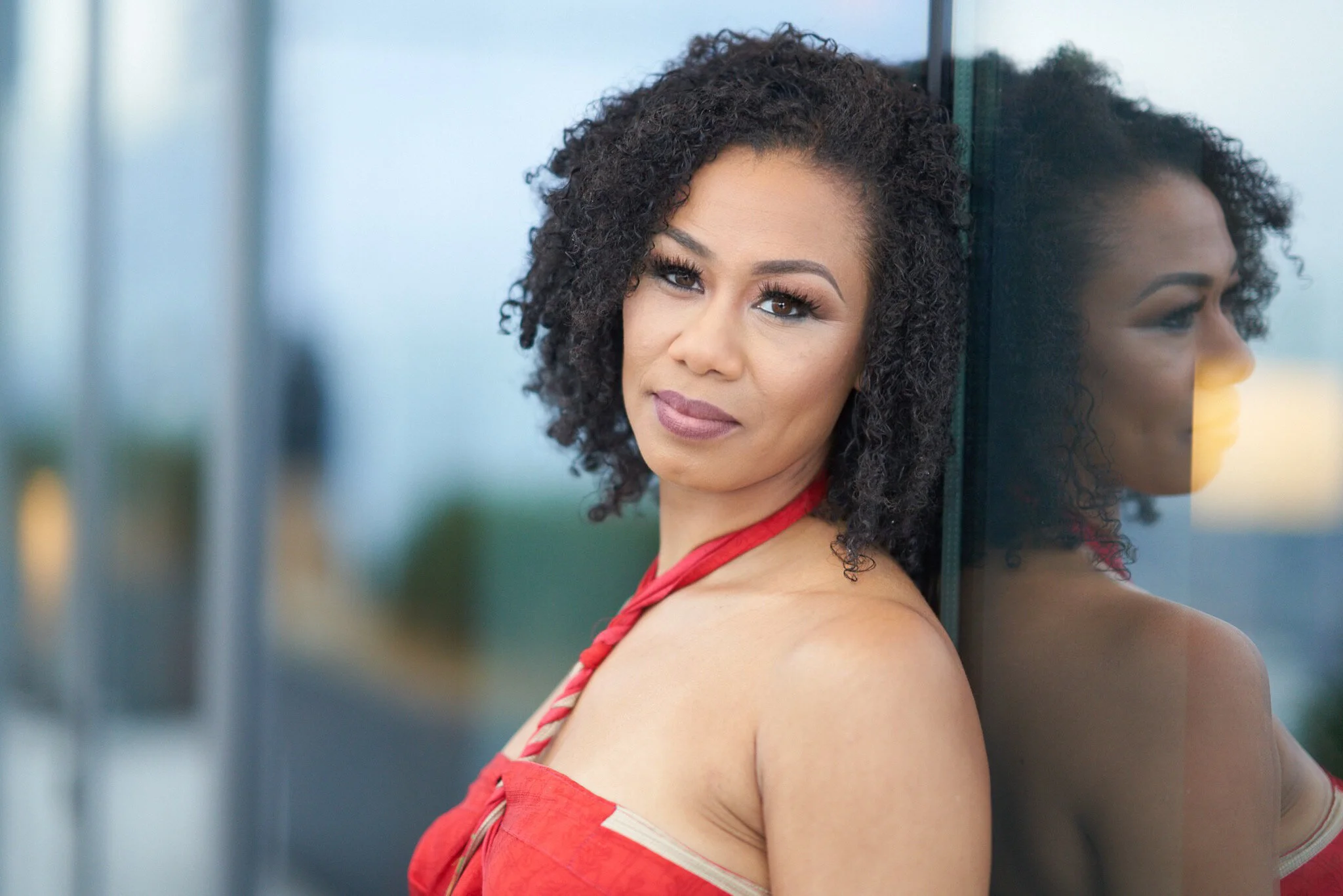 J Nycole Ralph Headshot2.JPG