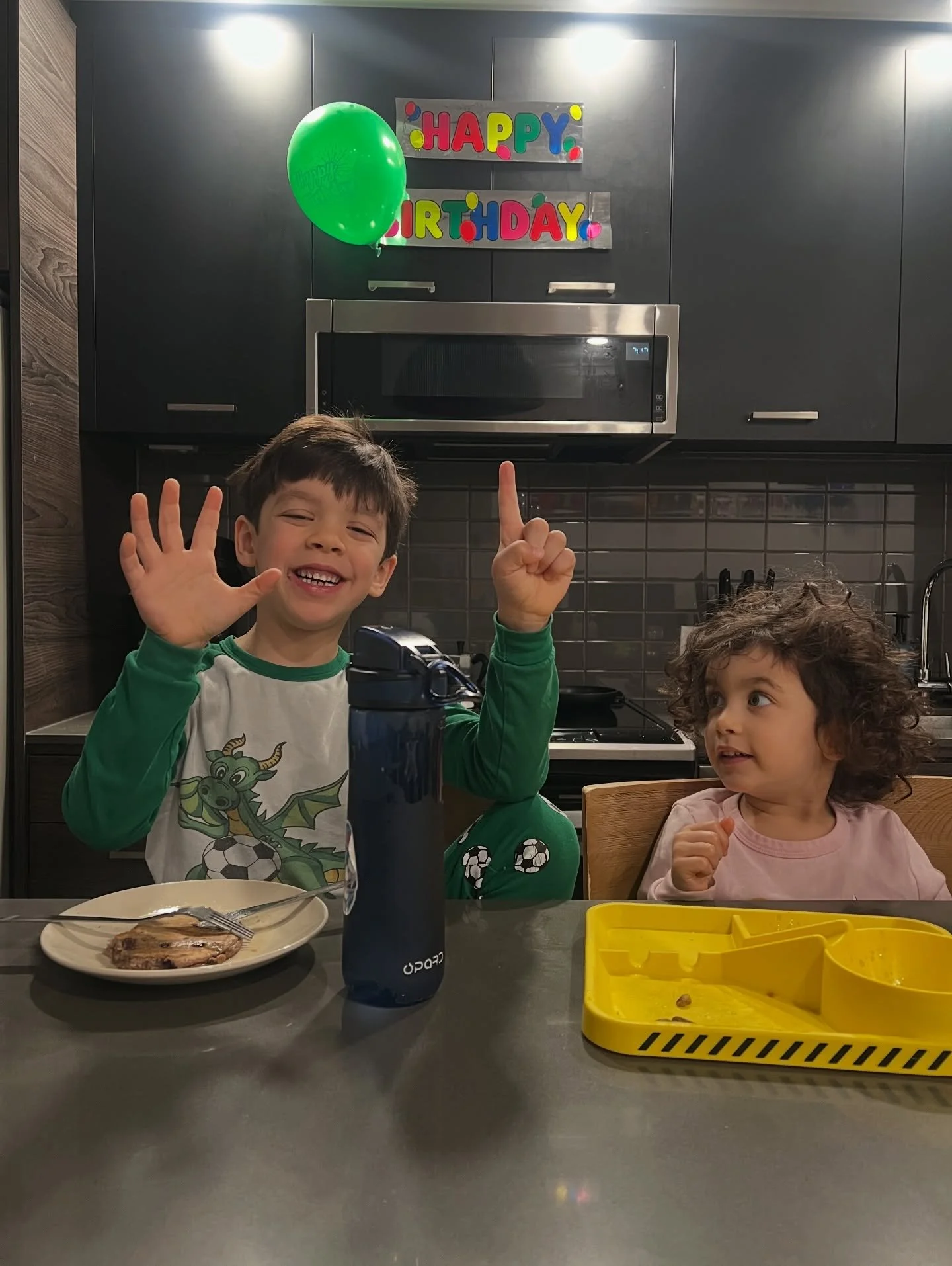 November moments with my little humans 🥹

Can&rsquo;t believe Alyas is 6! I can&rsquo;t help but think back to the pandemic when the first covid shutdown happened. Alyas was only 4 months the old. 😳 

On one hand I think 5 years ago doesn&rsquo;t s