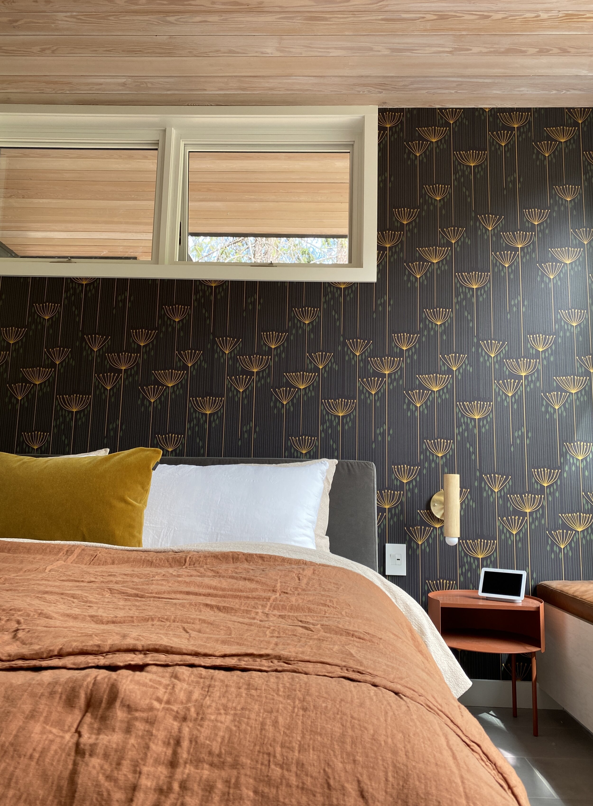 Lake Suite bed and wallpaper