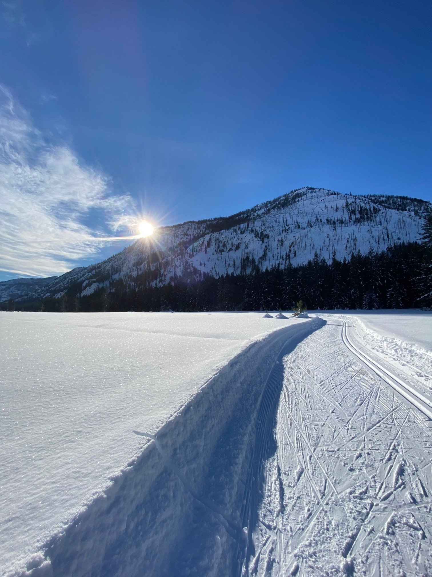 Methow Trails winter cross country skiing on groomed trails