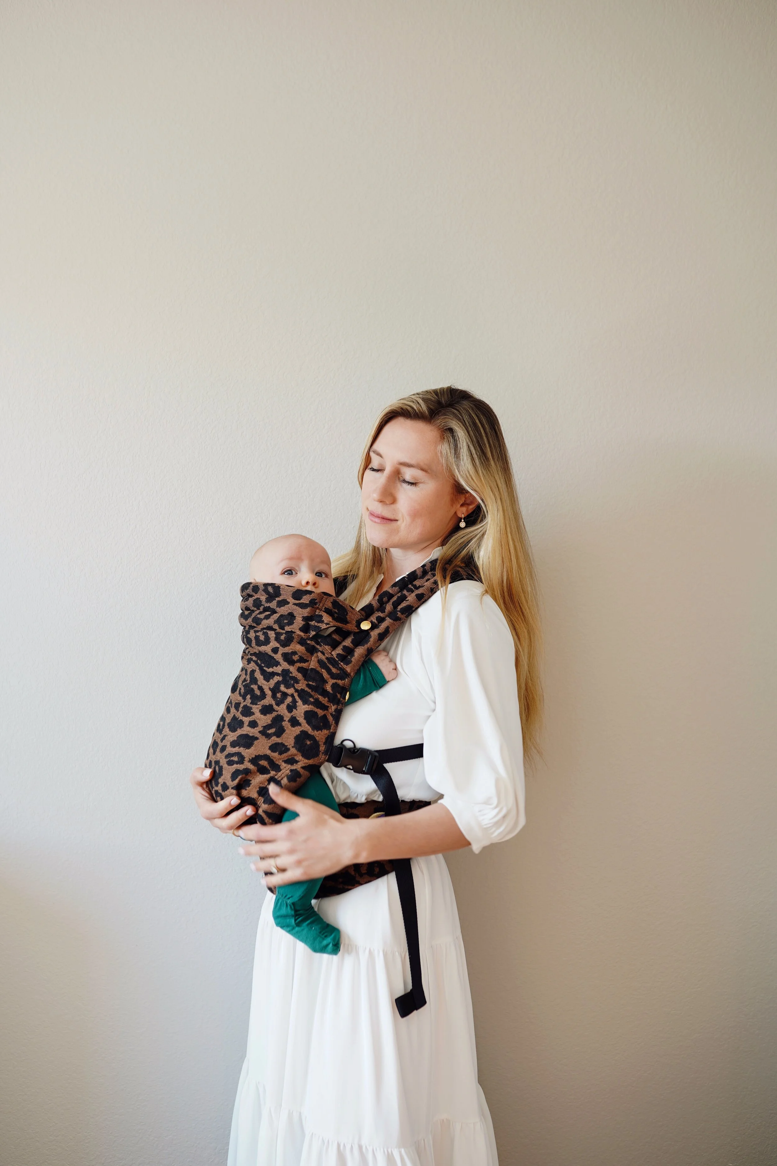 Artipoppe vs Ergo baby carrier — Emmy Approved