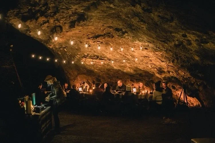 Dinners with no service 💯

photo // @travperk_photo