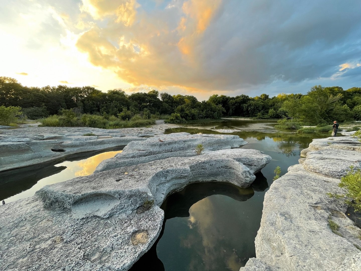 NEXT HIKE:
SATURDAY FEB 7 

@mckinneyfallsstatepark 
-Meet at Lower Falls Parking lot @10AM

Distance: ballpark 3 miles // see you there! 
#offandout #cactusclub #mckinneyfalls