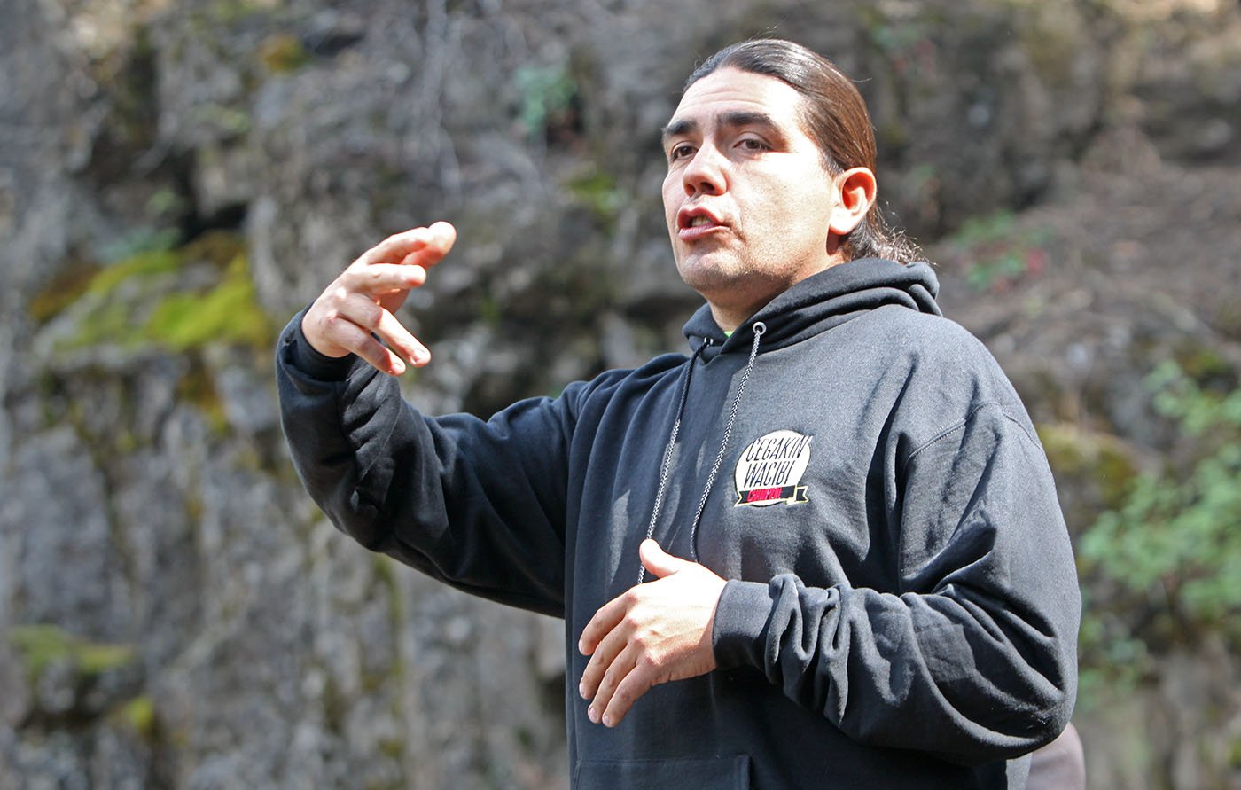  Lower McCloud River Falls, CA — Doug Scholfield explains the “Salmon Challenge,” an annual ceremony done by the Winnemem Wintu as a way to remember the salmon. July 10, 2019. Tom Levy/The Spiritual Edge 