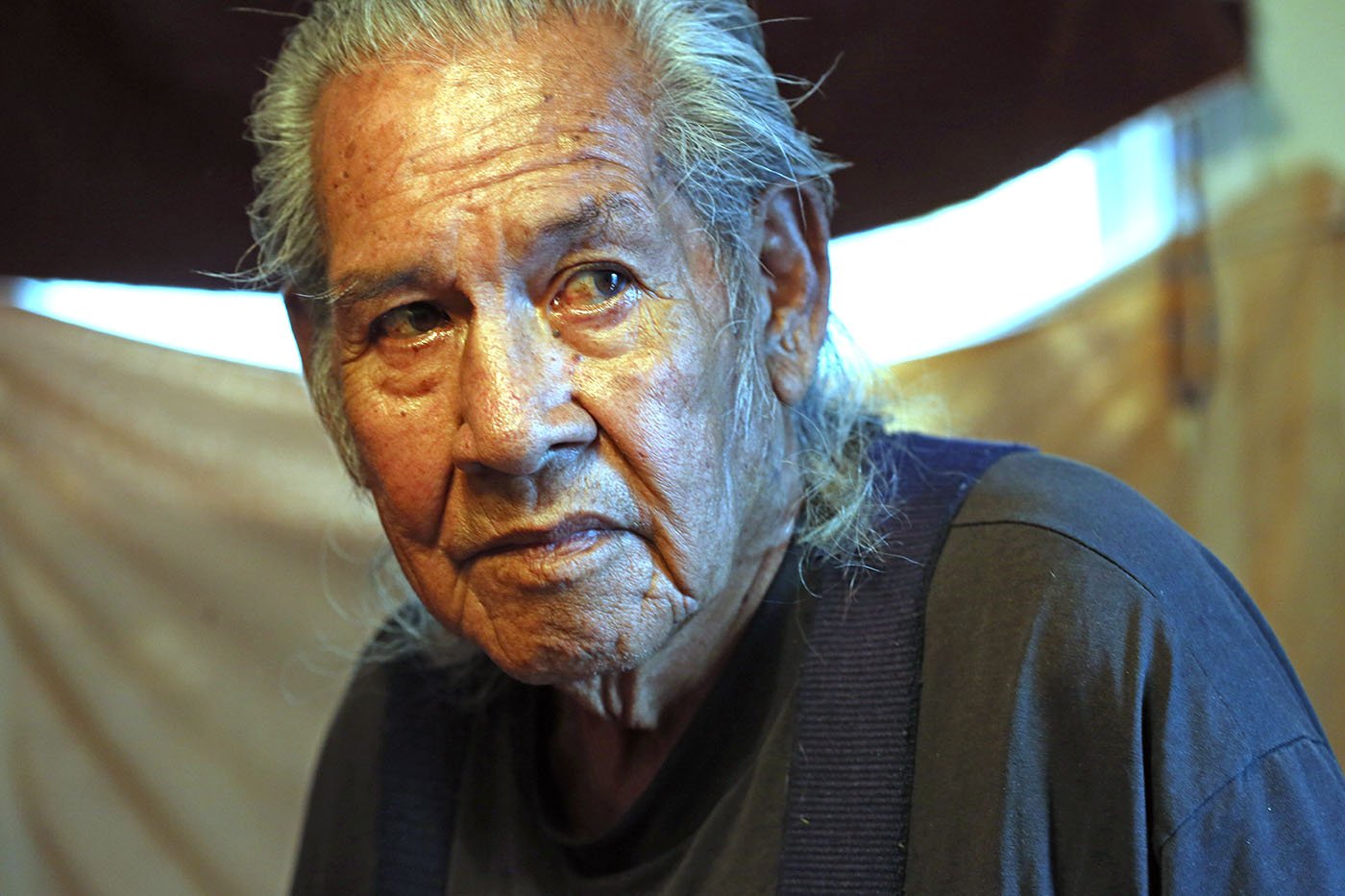  Hayford, CA — Nor-El Muk Wintu elder Bob Burns witnessed the harm to indigenous people and salmon brought about by Shasta Dam. May 25, 2019. Tom Levy/The Spiritual Edge 