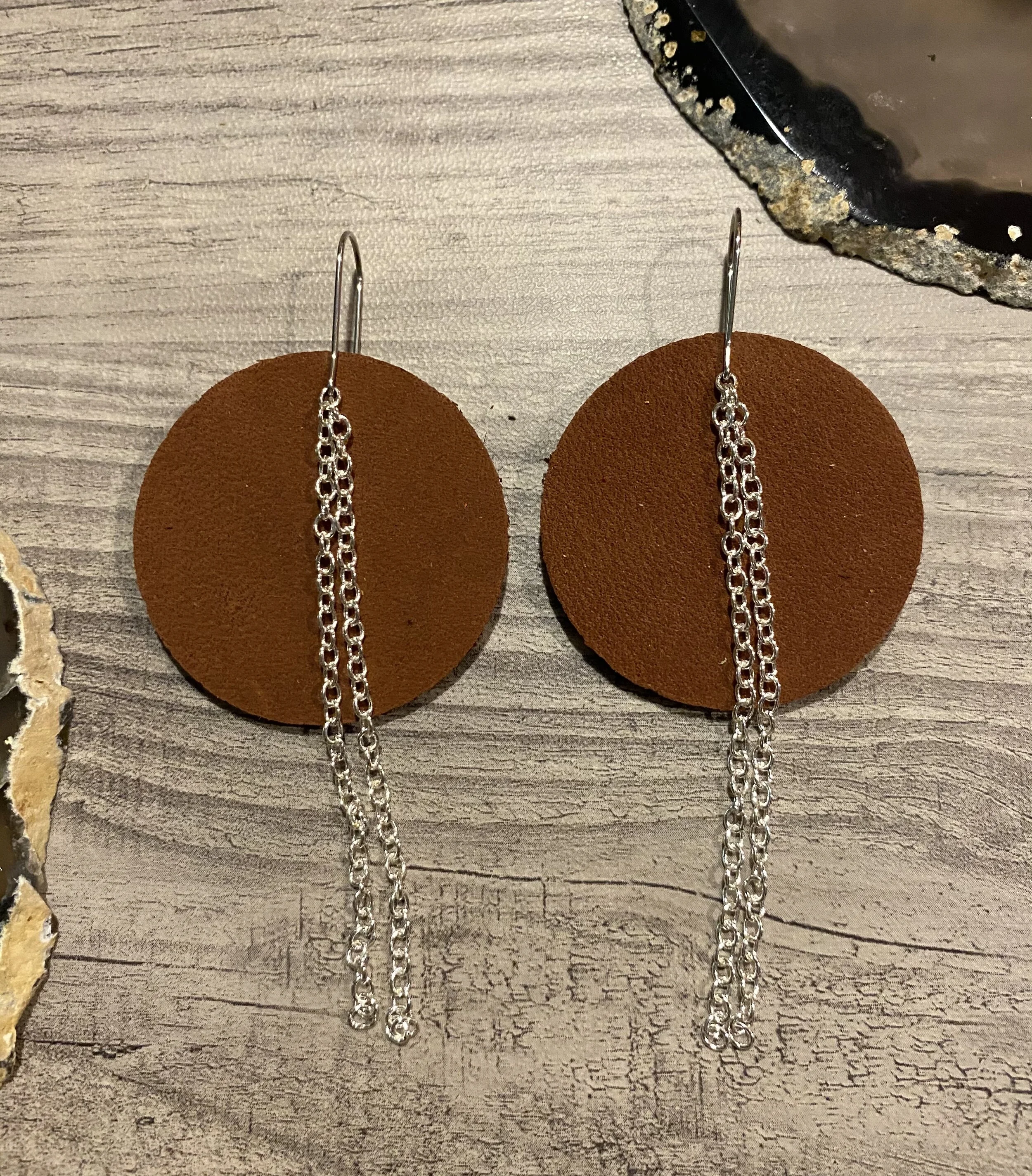 Sueded Cognac Sphére Leather Earring