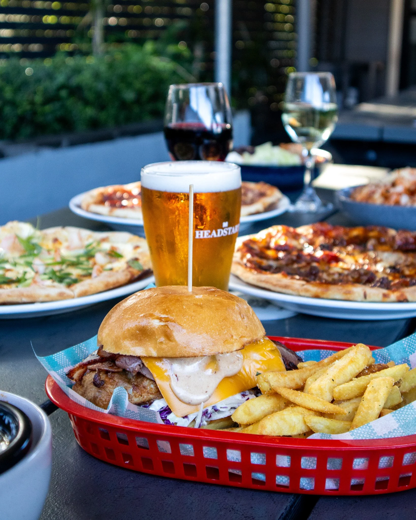 🍗 Southern Fried Chicken Burger = next-level delicious 🤤
Crispy chicken thigh, slaw, bacon, cheese &amp; chipotle aioli&hellip; stacked and seriously satisfying!

📍 BISTRO HOURS
Lunch
Mon &ndash; Thurs: 11:30am &ndash; 2:00pm
Fri &ndash; Sun: 11:3