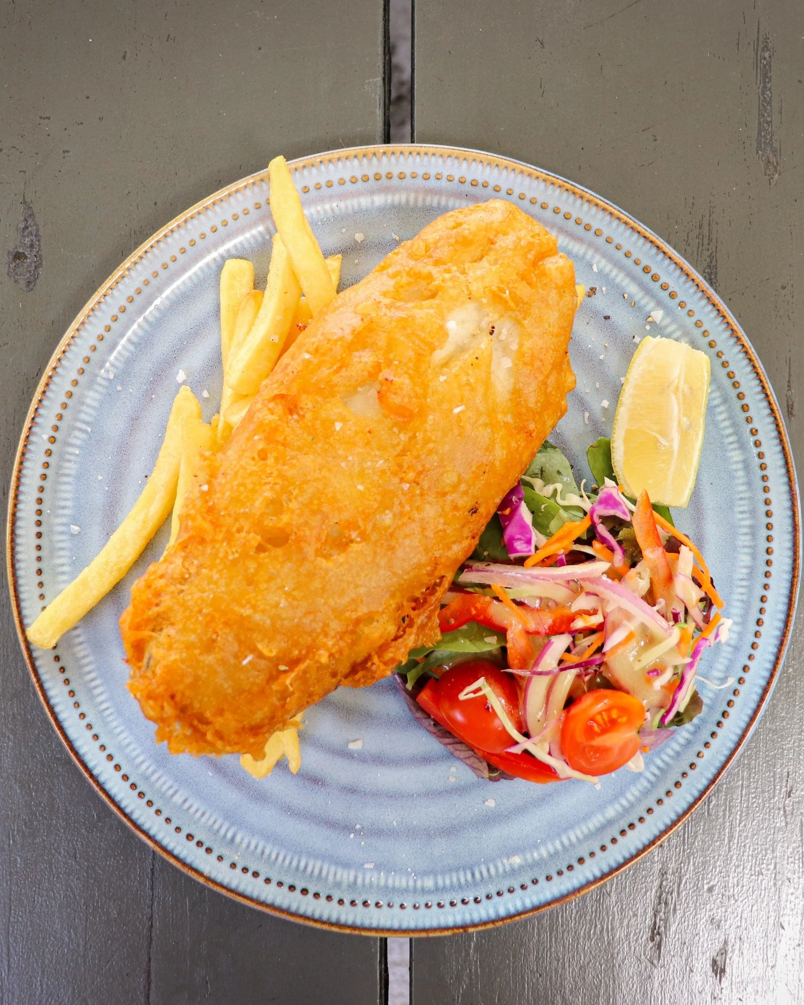 Golden, crispy and guaranteed to hit the spot 👀🍻

Our Beer Battered Market Fish is the kind of pub feed that never misses. Check the specials board to see what fresh catch we&rsquo;re serving up this week 🎣