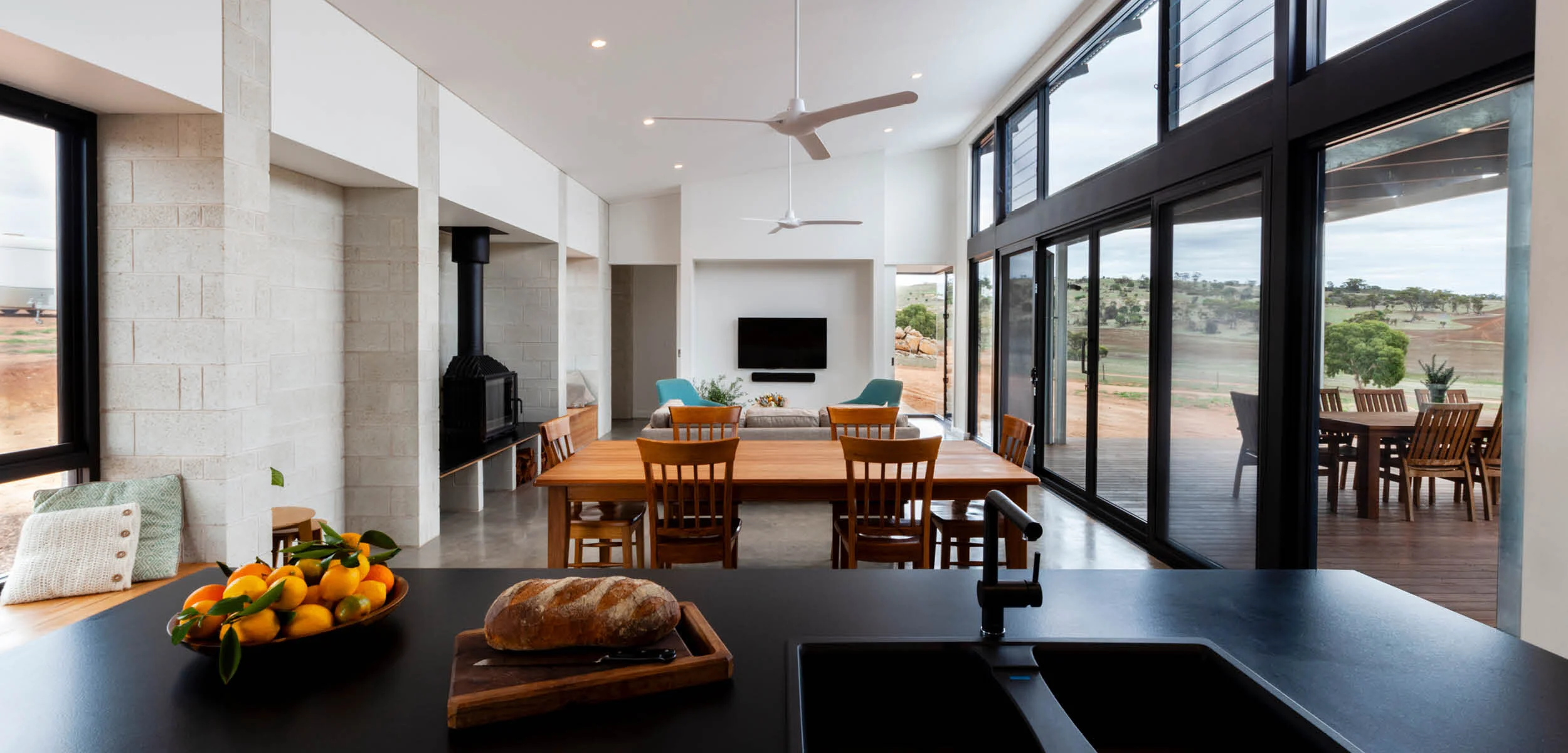 Coveney-Browne-Design-Building-Designers-Perth-Architects-Custom-Home-Design-Sustainable-Design-Home-Hero4.jpg
