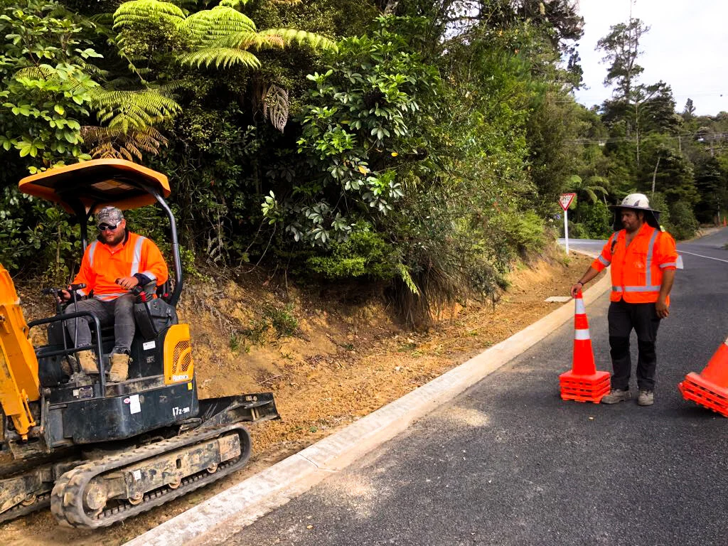 Hedsup79988785_834606363663568_8212344822799794176_n (1).jpg