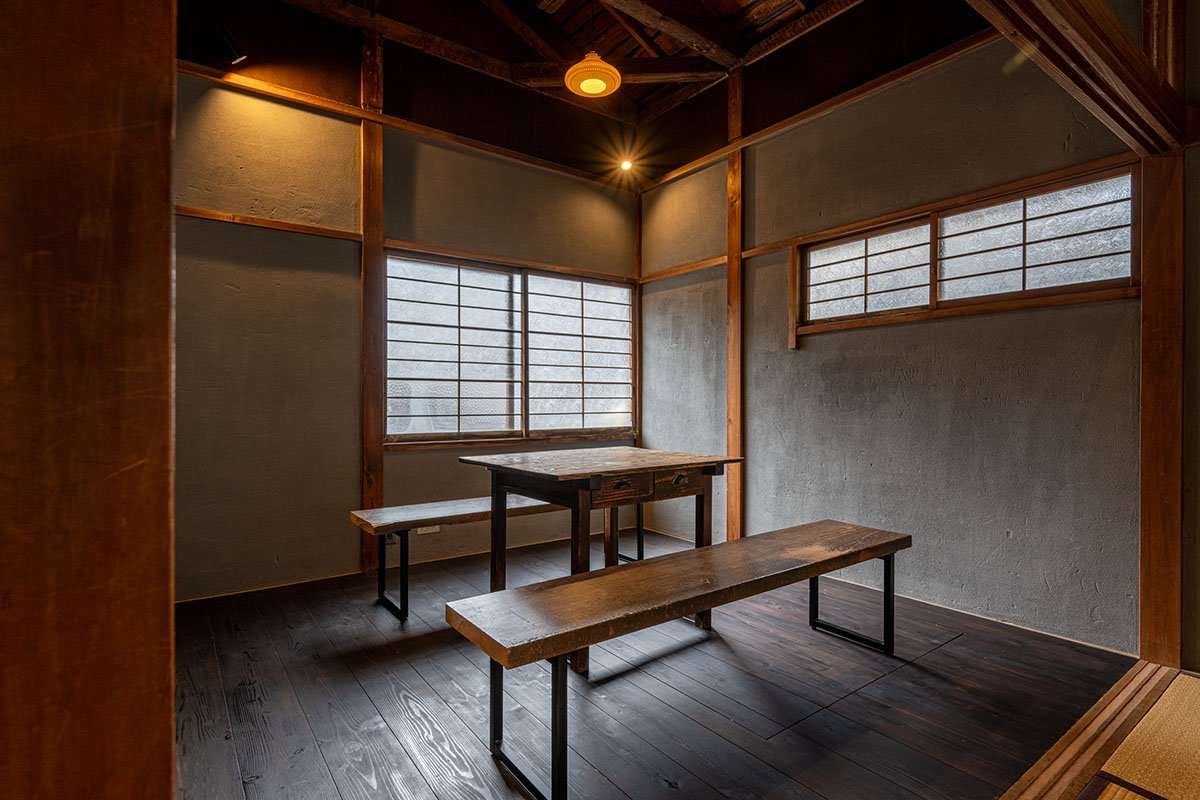 capturetokyo111c.jpg
