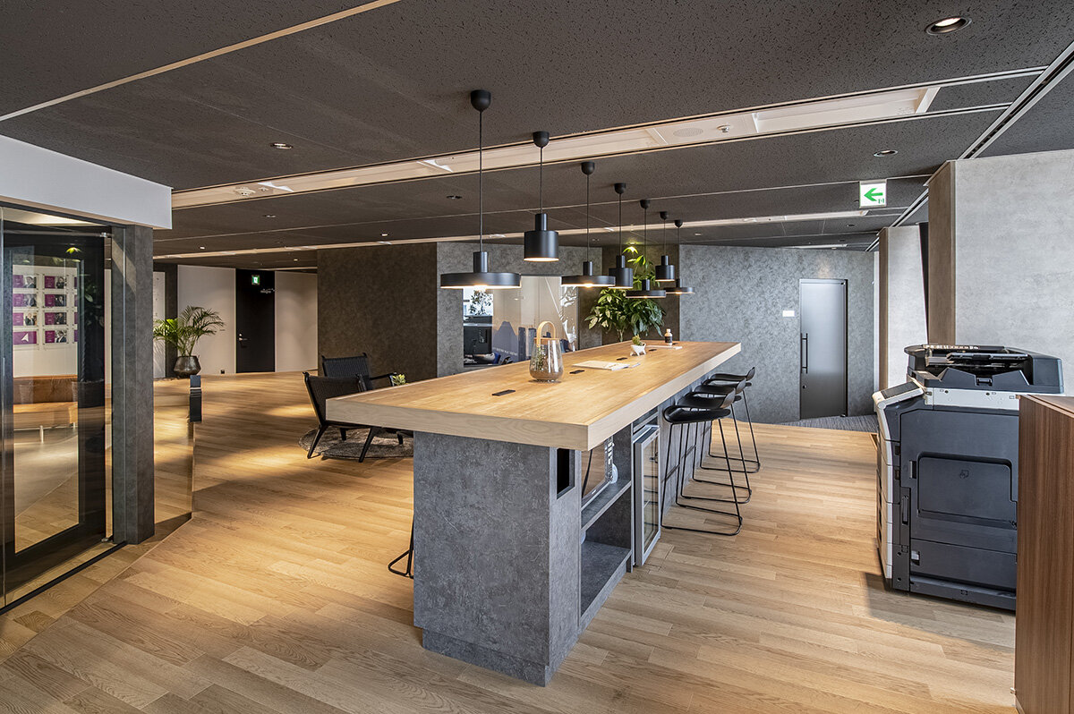 capturetokyowebsite interior1.jpg