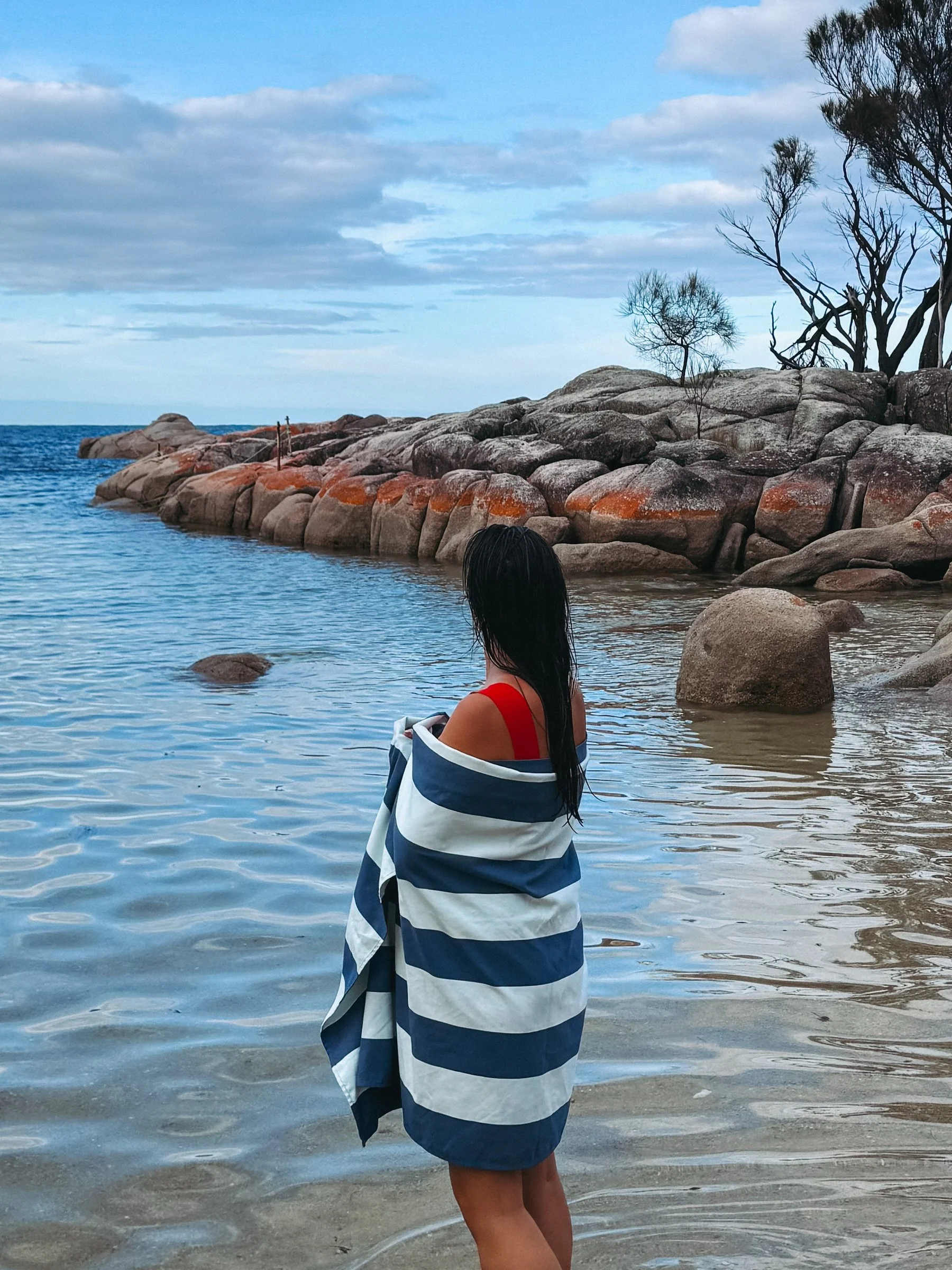 bay-of-fires-tasmania-orange-rocks.jpg