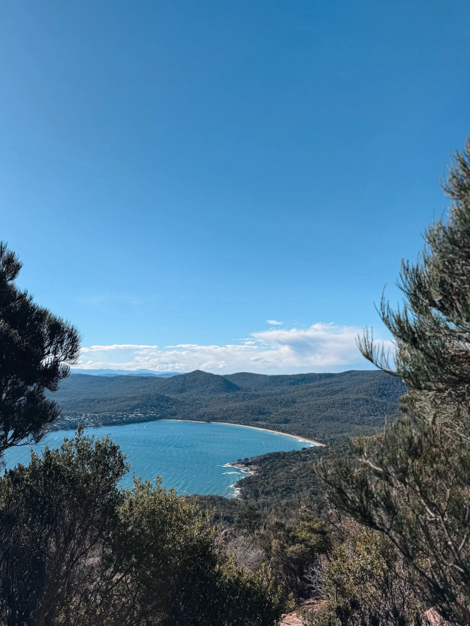 wineglass-bay-tasmania.jpg