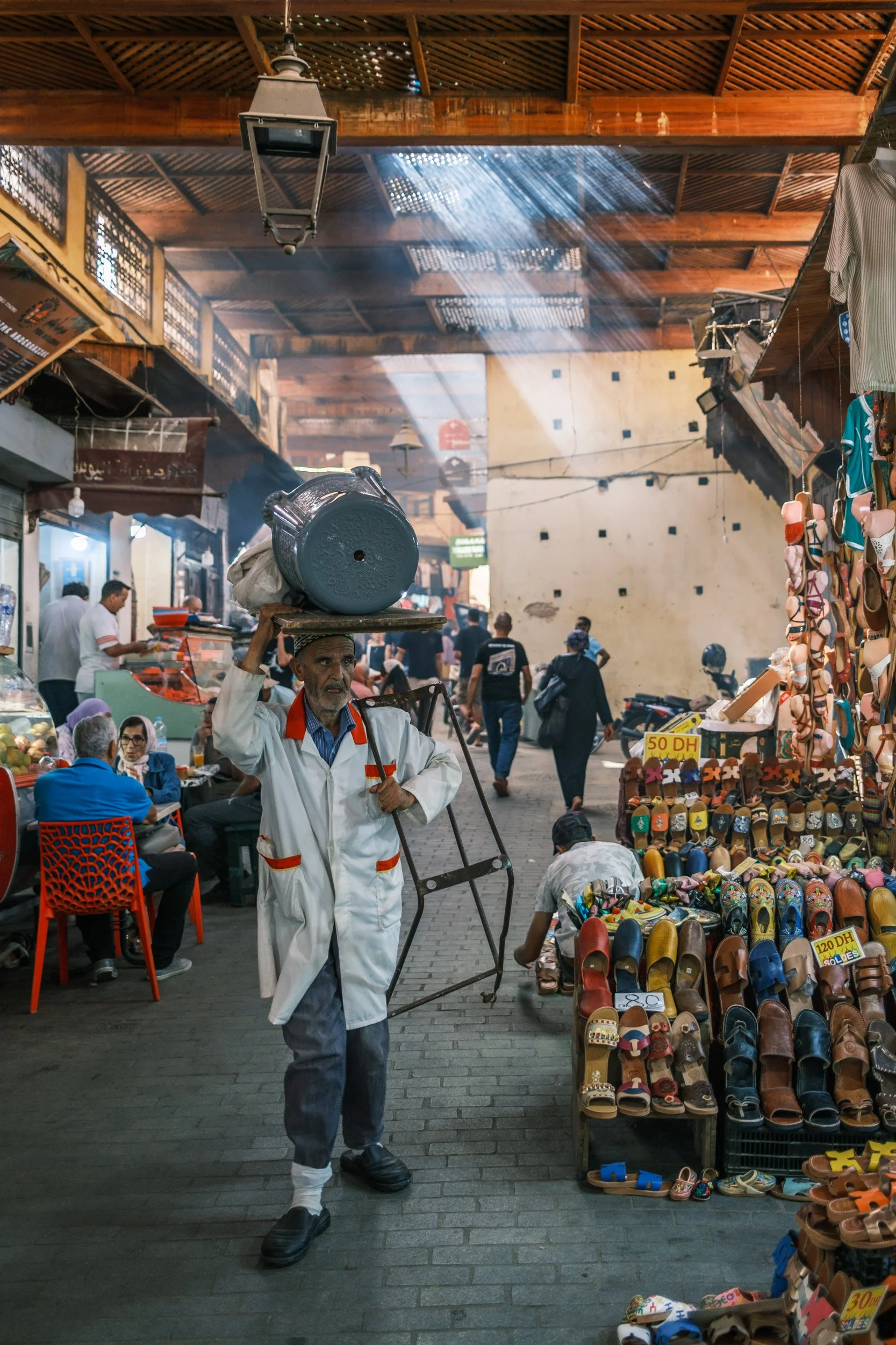 -05_fez-morocco_Balancing Act.jpg