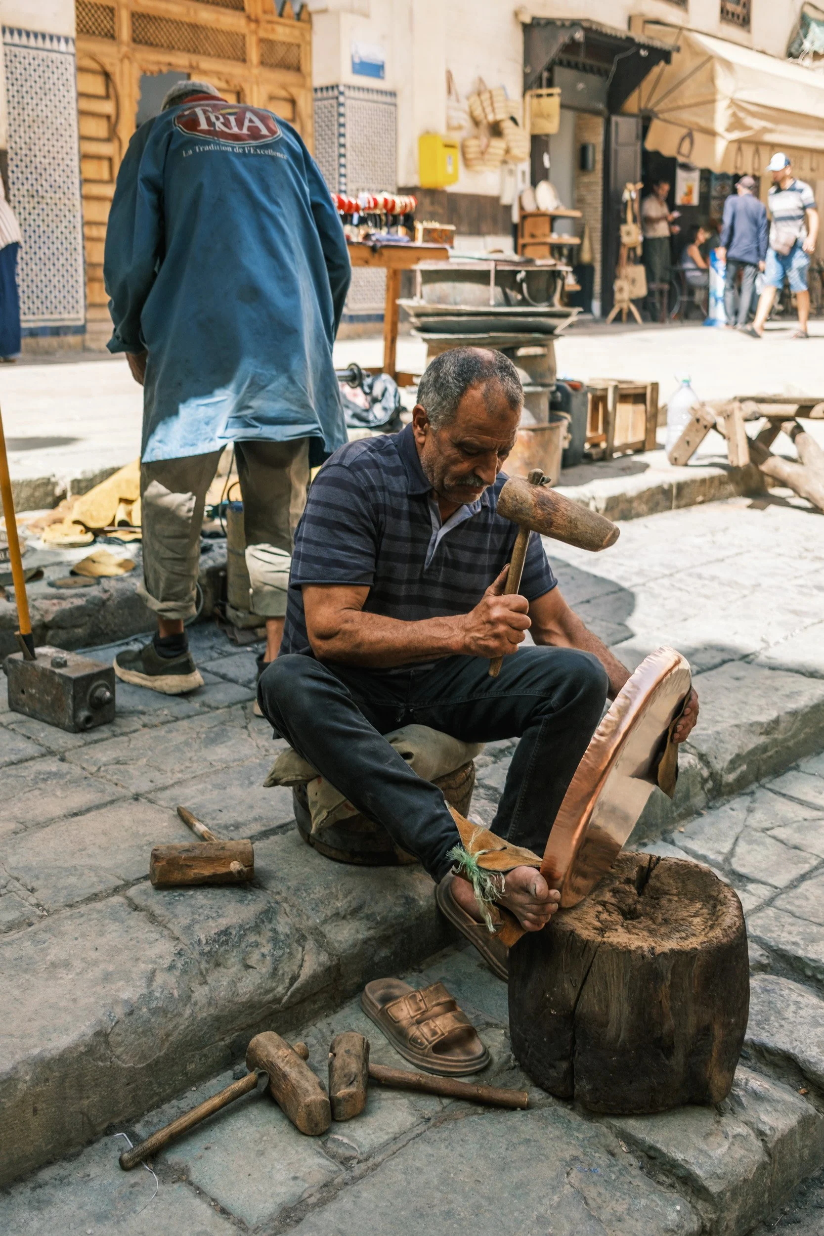 -12_fez-morocco_Coppersmith, Seffarine Square.jpg