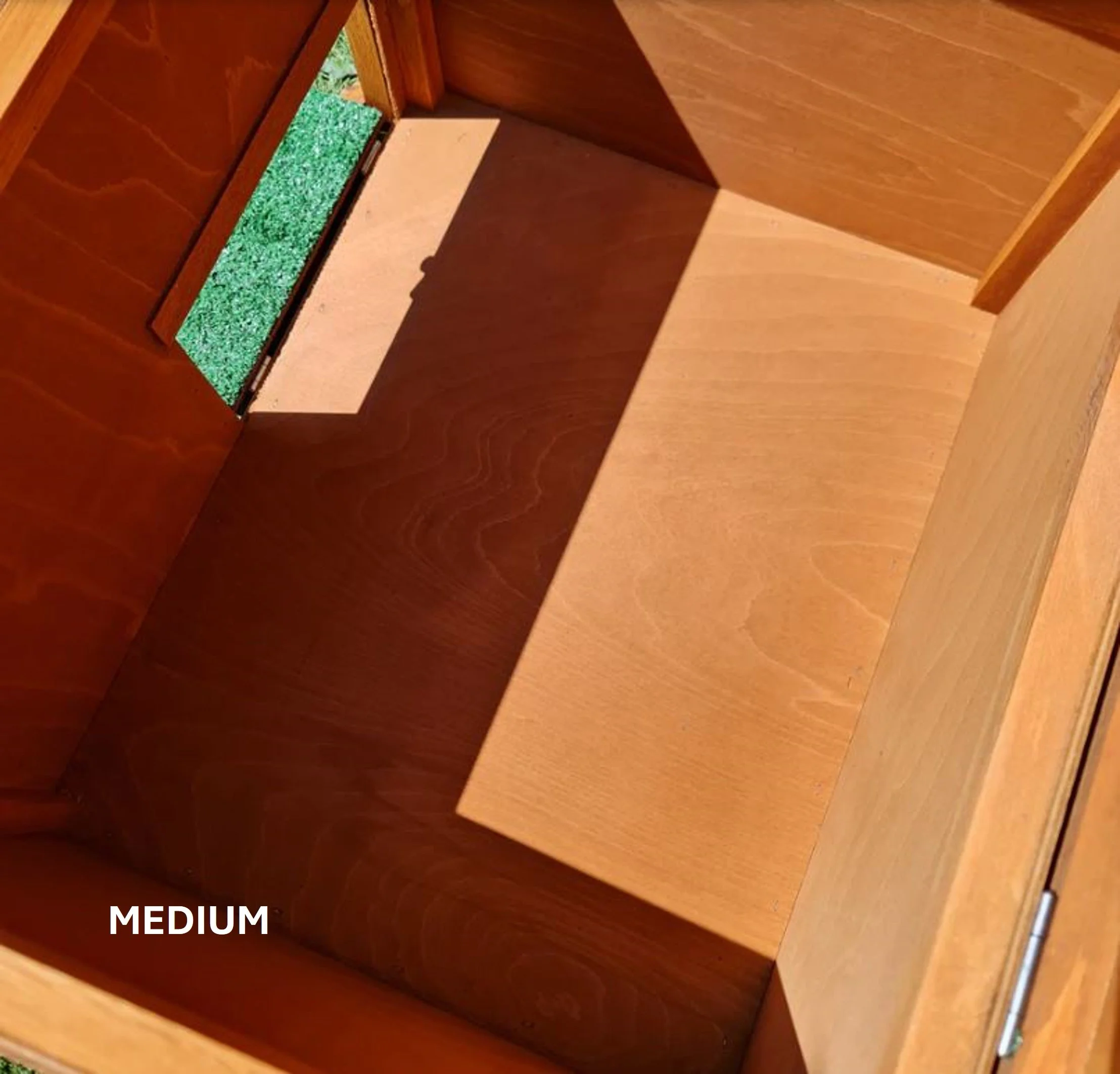 medium-tortoise-house-lid-open.JPG
