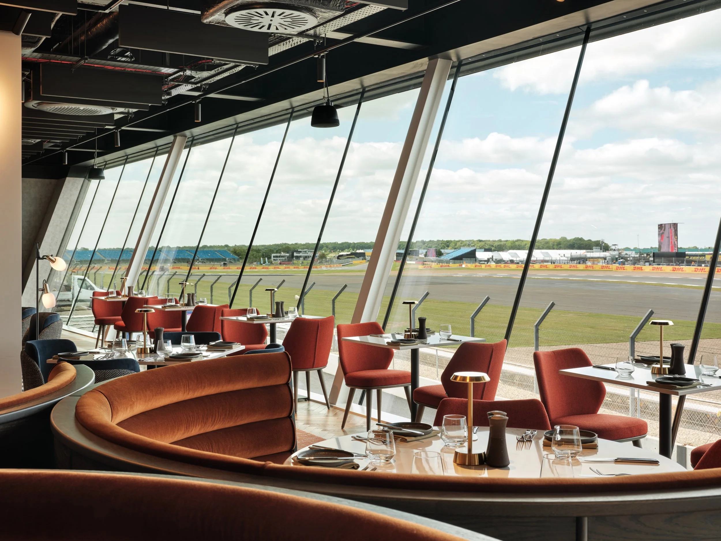 Escapade Silverstone: Take Things Up a Gear This Christmas With Elegant Trackside Dining