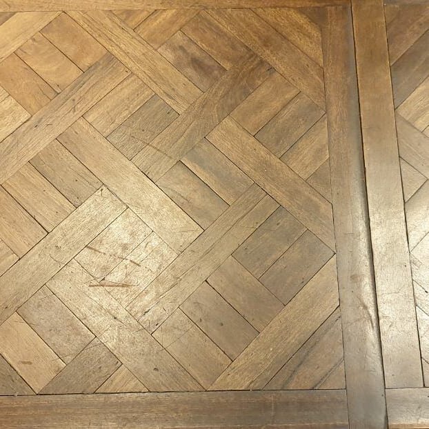 Before and after timber floor in a cafe. High traffic areas require specialised care.
#timberfloorsanding #timberflooringsydney #sandandseal