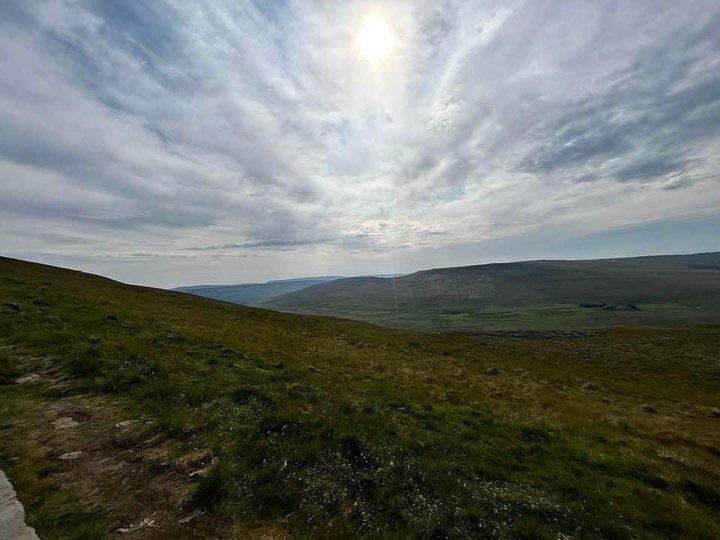 Well done to everyone who did the Yorkshire 3 peaks  challenge yesterday. It was a gruelling 12.5 hours but worth the challenge , please support by donating https://gofund.me/d74ba391 👍🏽😀 #challenge #hiking #fundraising #yorkshirethreepeaks