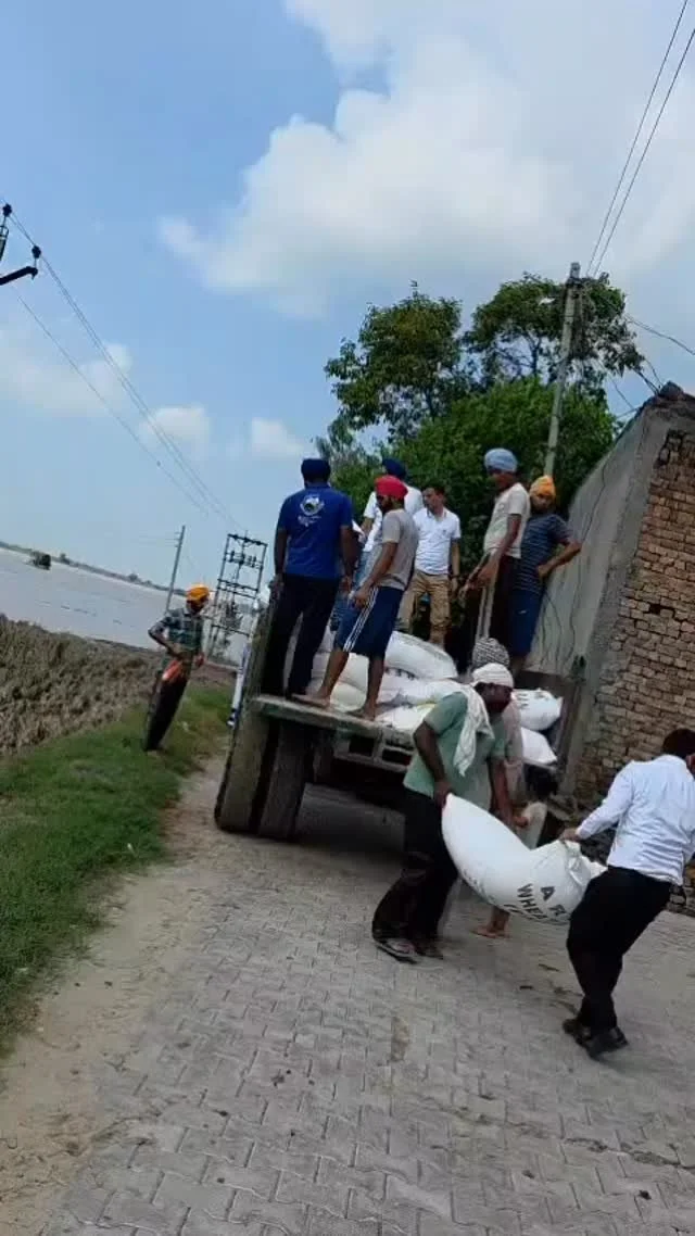 Some villages are still upto 10ft in water, other villages are now clearing up. Essential cattle food is also being shared at this difficult time #charity #donations #flood