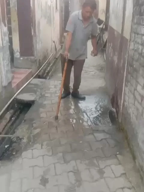 Blessed to be buying two more electric tricycles for these disabled people. Without these they have no independence or life. #charity #giving #sewa #fundraising