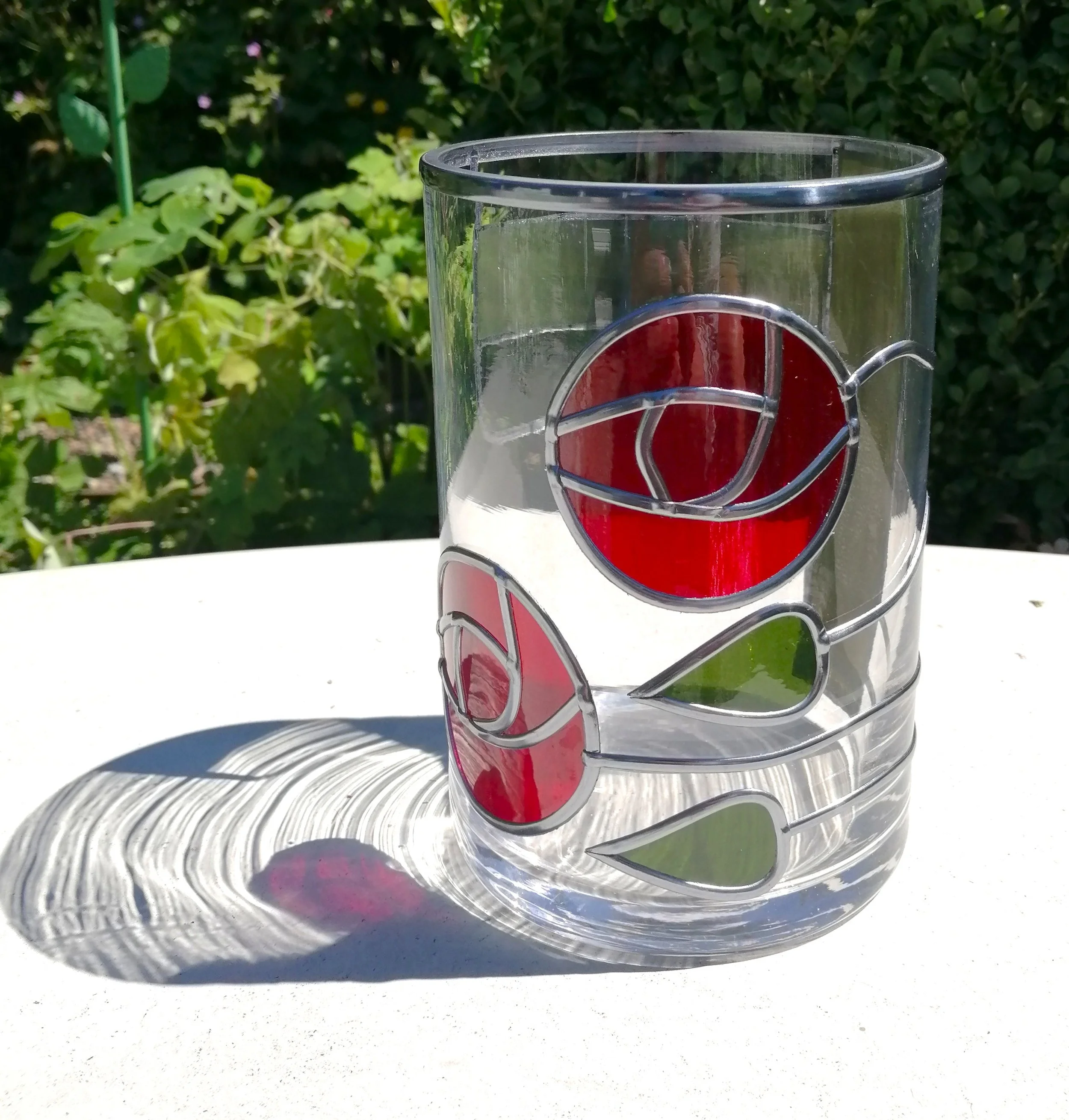 Mackintosh Ruby Reds is a Stained Glass Effect Flower Vase