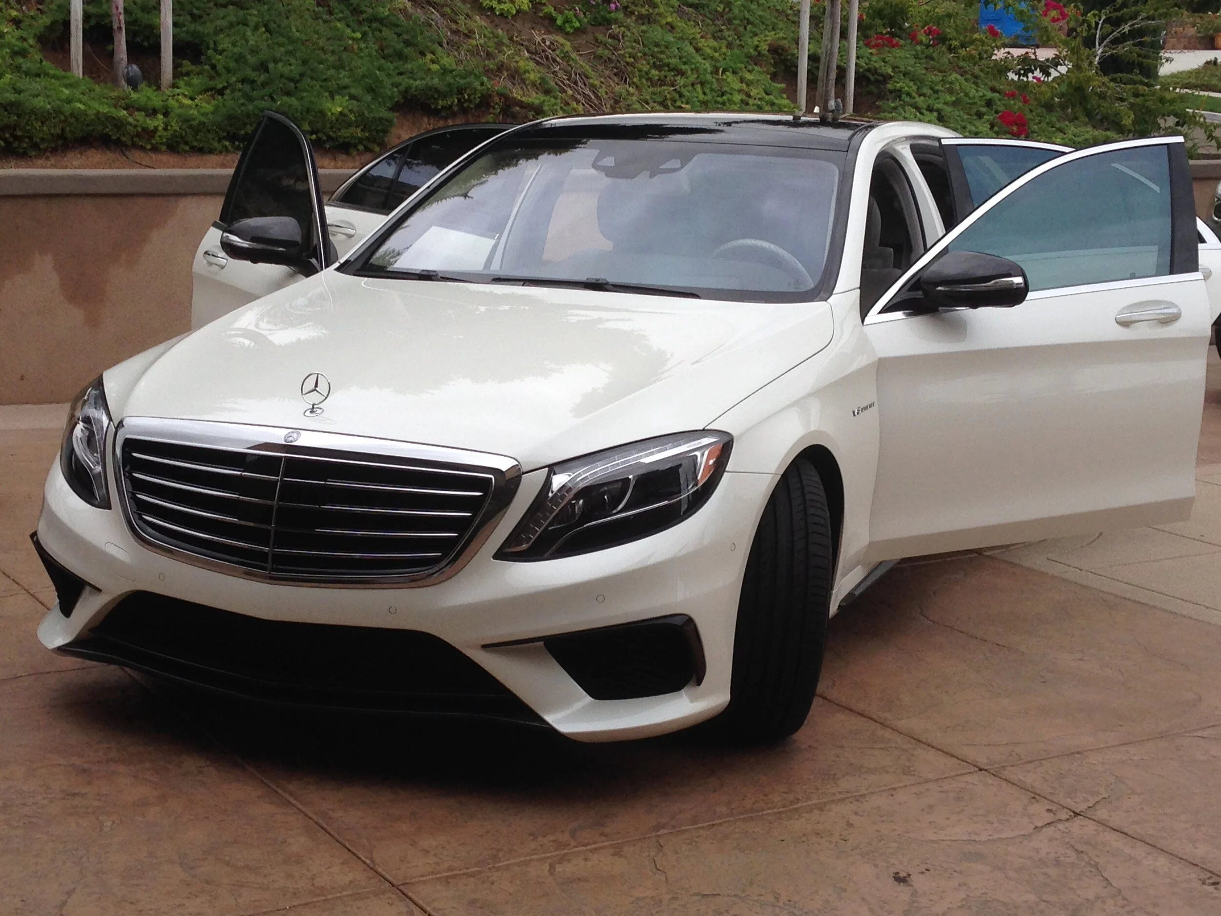 Mercedes Benz AMG S63.jpg